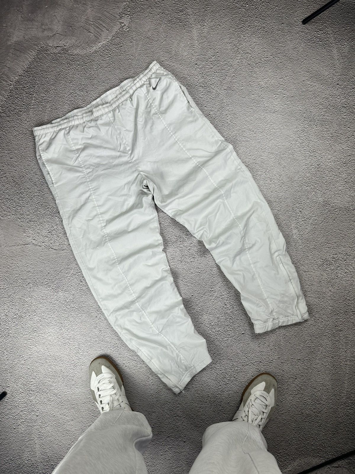 Nike Vintage Nike Trackpants Y2K Nylon Drill Baggy Style Size US 36 / EU 52 - 1 Thumbnail