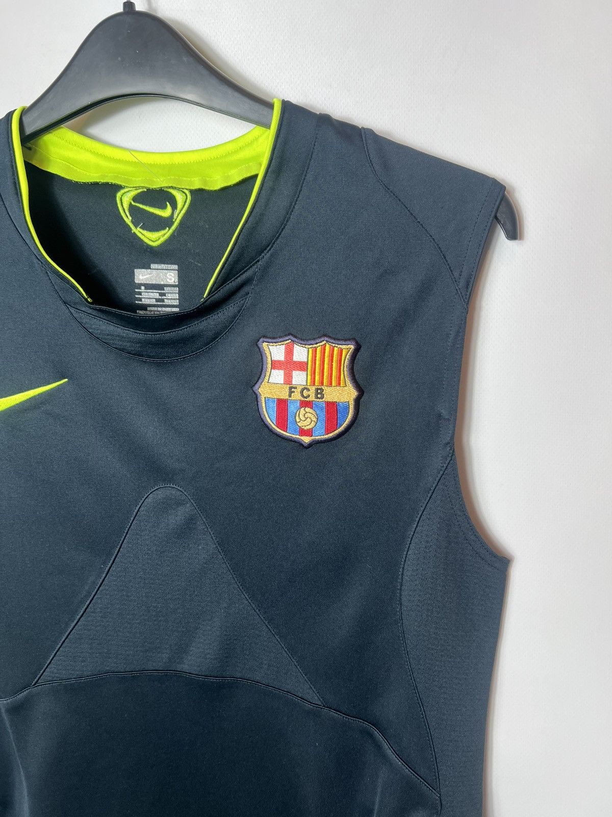 Nike Vintage 2007 Nike Fc Barcelona Soccer Football Tank Top Tee Size US S / EU 44-46 / 1 - 3 Thumbnail