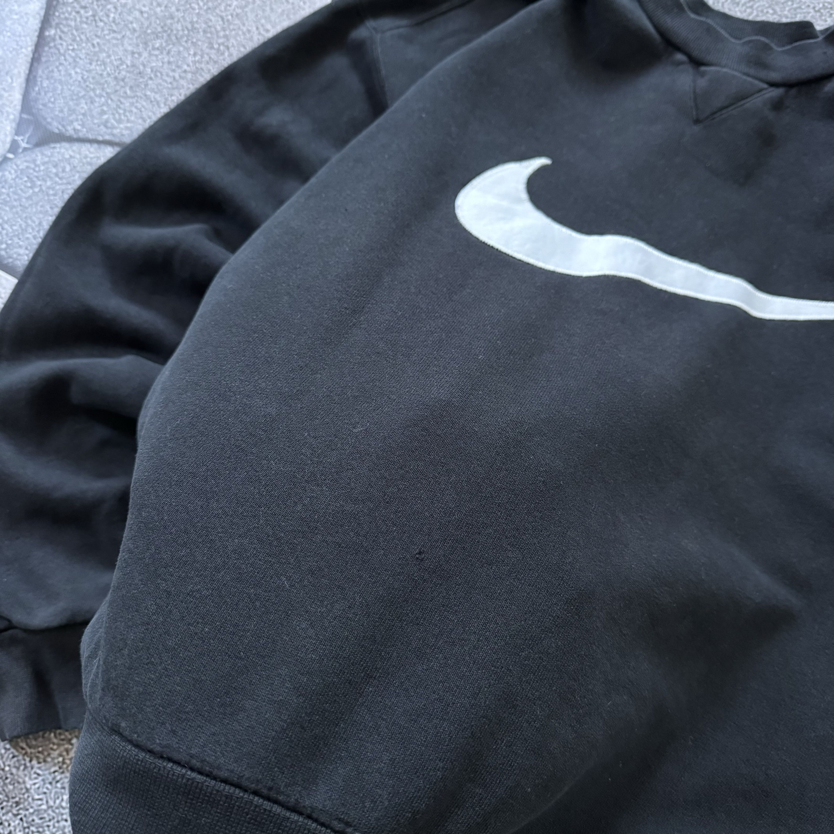 Nike × Vintage NIKE VINTAGE BIG SWOOSH DISTRESSED SWEATSHIRT Y2K Size US S / EU 44-46 / 1 - 5 Thumbnail