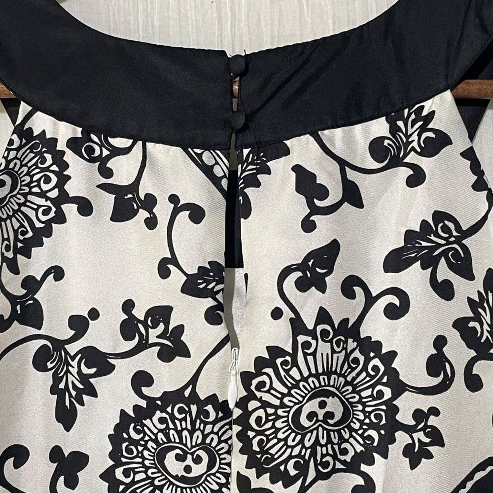 White House Black Market White House Black Market Silk Paisley Dress Sheath Small Size S / US 4 / IT 40 - 9 Thumbnail