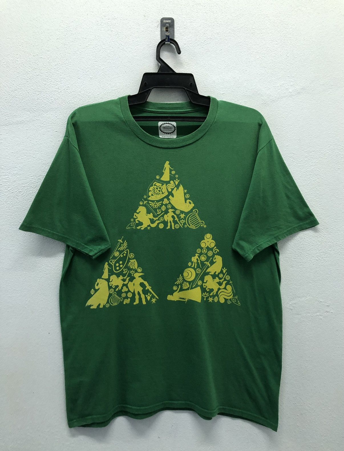 Nintendo Vintage Nintendo The Legend Of Zelda Tri Force Heroes TShirt Size US L / EU 52-54 / 3 - 1 Thumbnail