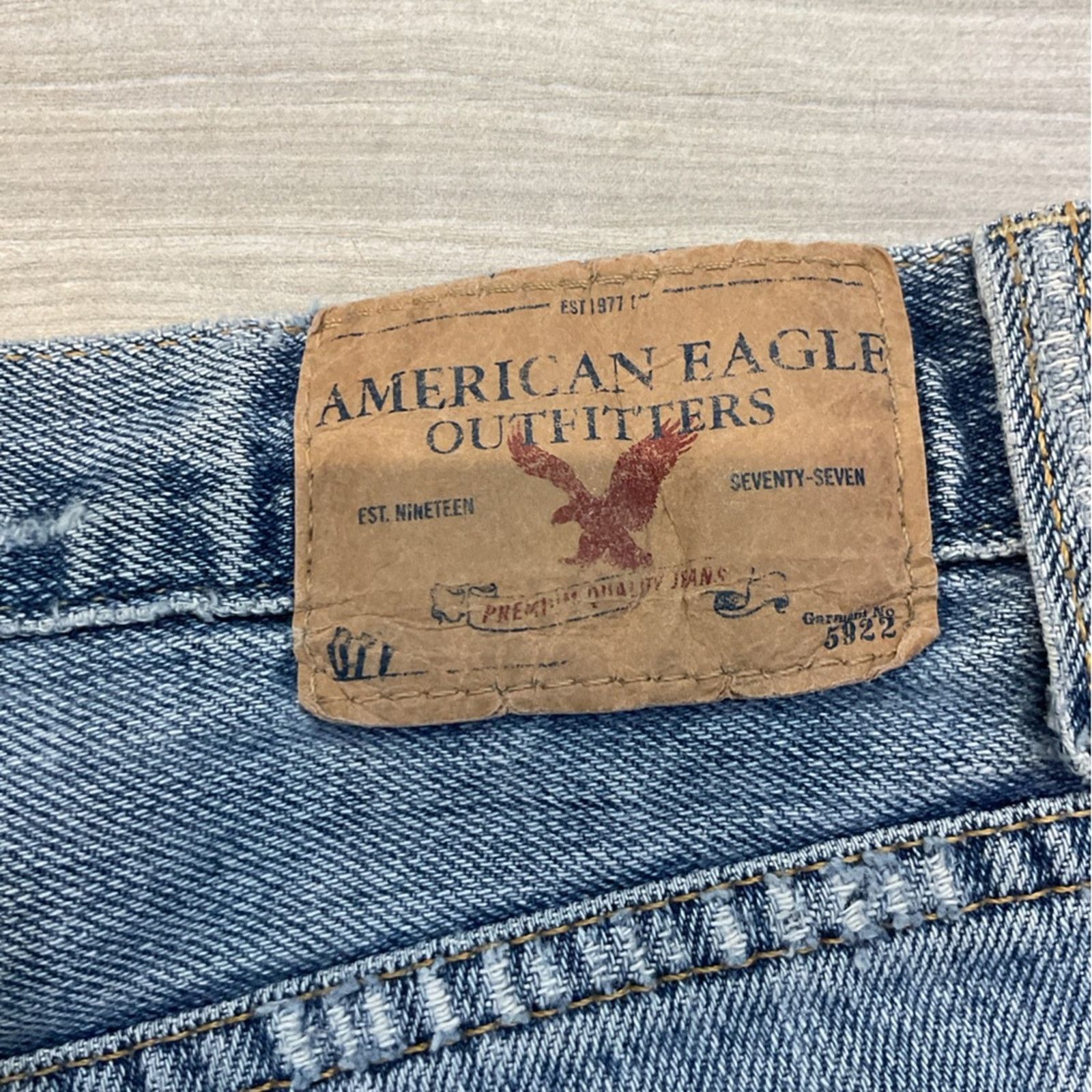 American Eagle Outfitters American Eagle Light Blue Distressed Jean Shorts Size 34" / US 12 / IT 48 - 3 Thumbnail