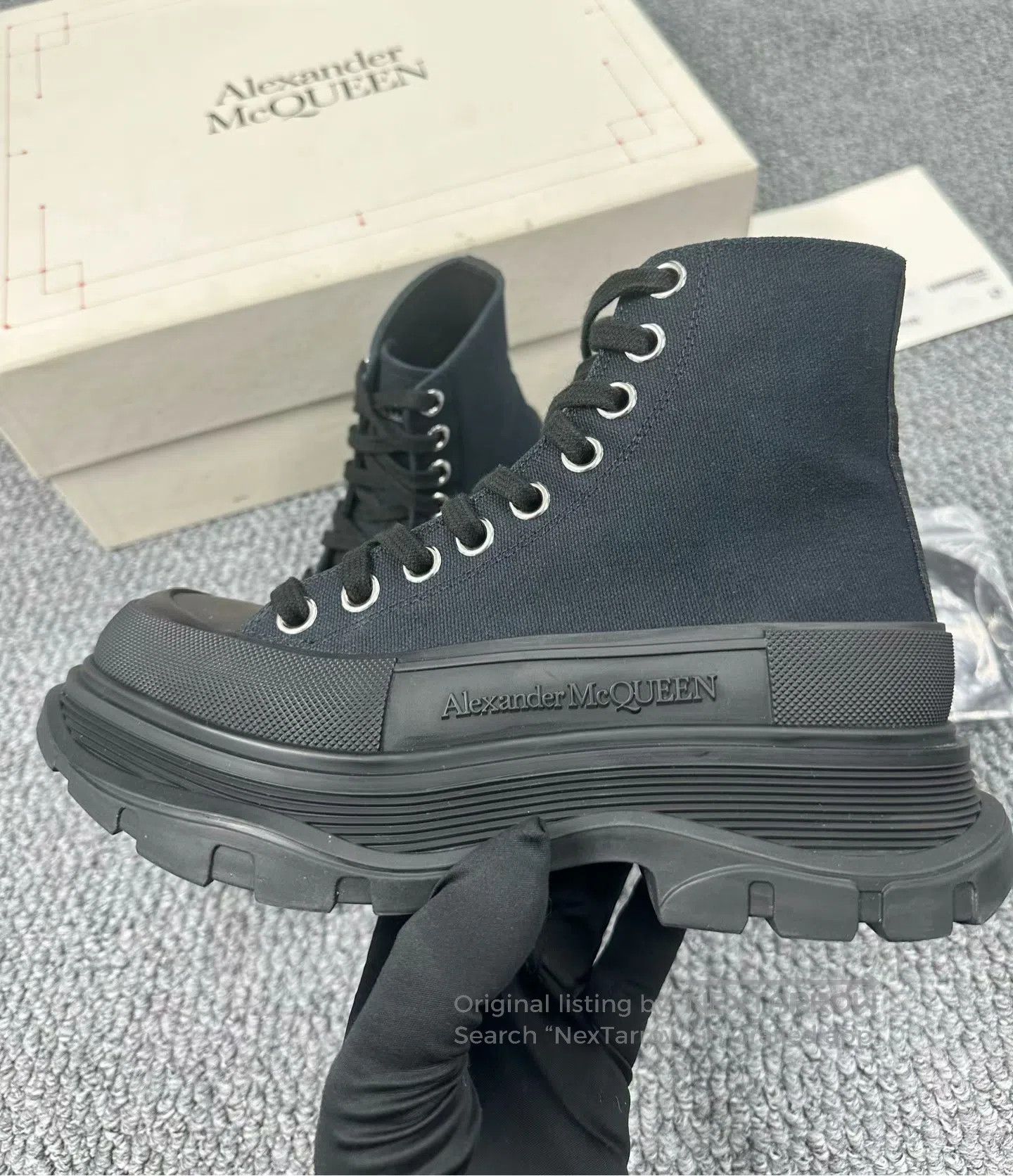 Alexander McQueen ALEXANDER MCQUEEN Black classic short Martin boots| Size US 6 / IT 36 - 3 Thumbnail