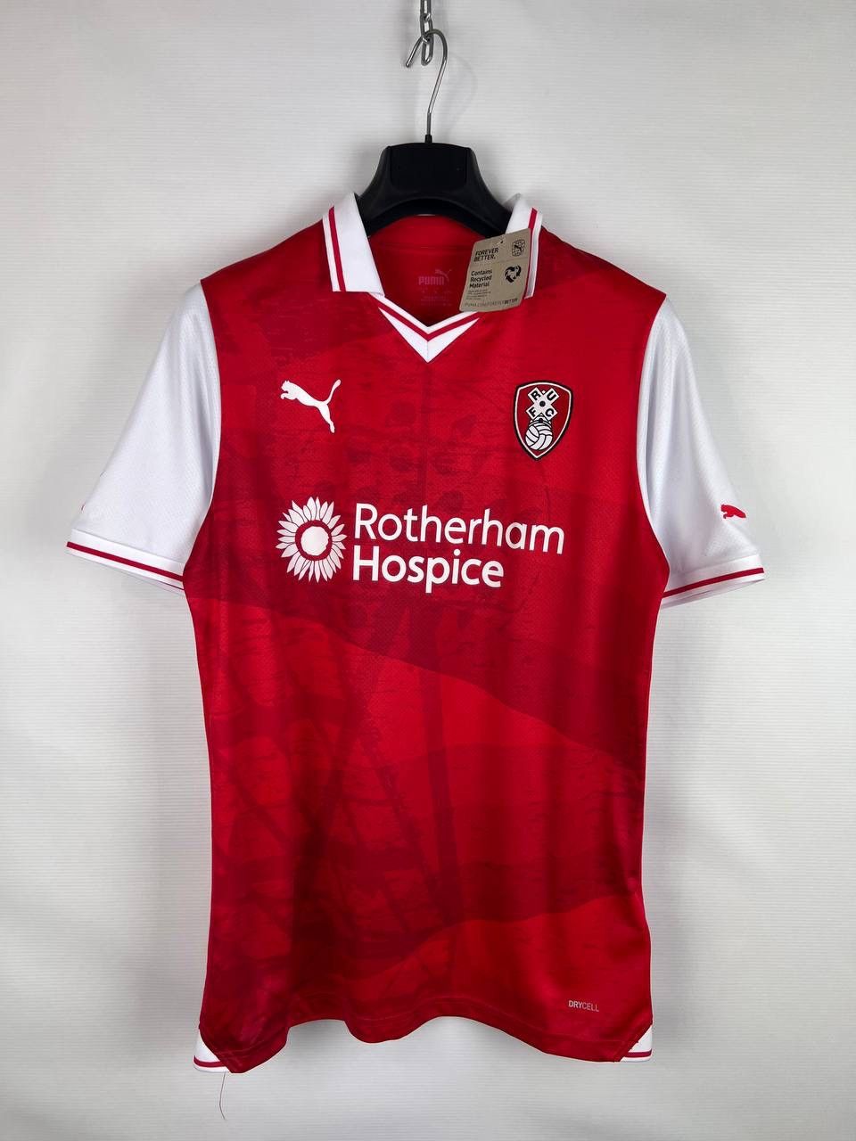 Puma Rotherham United Puma jersey size M Size US M / EU 48-50 / 2 - 1 Thumbnail