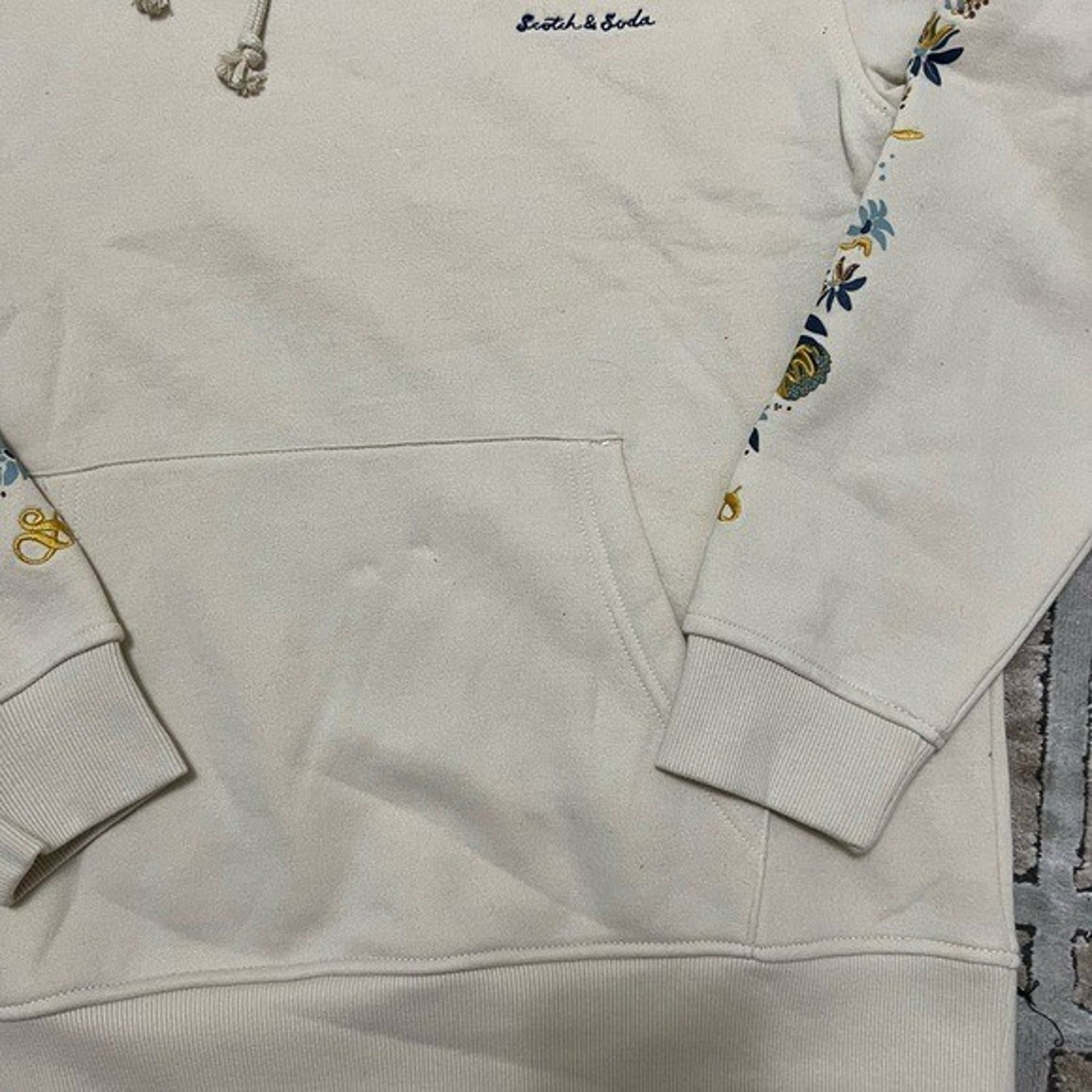 Scotch & Soda Scotch & Soda warm beige with print size M A000338 Size US M / EU 48-50 / 2 - 6 Thumbnail