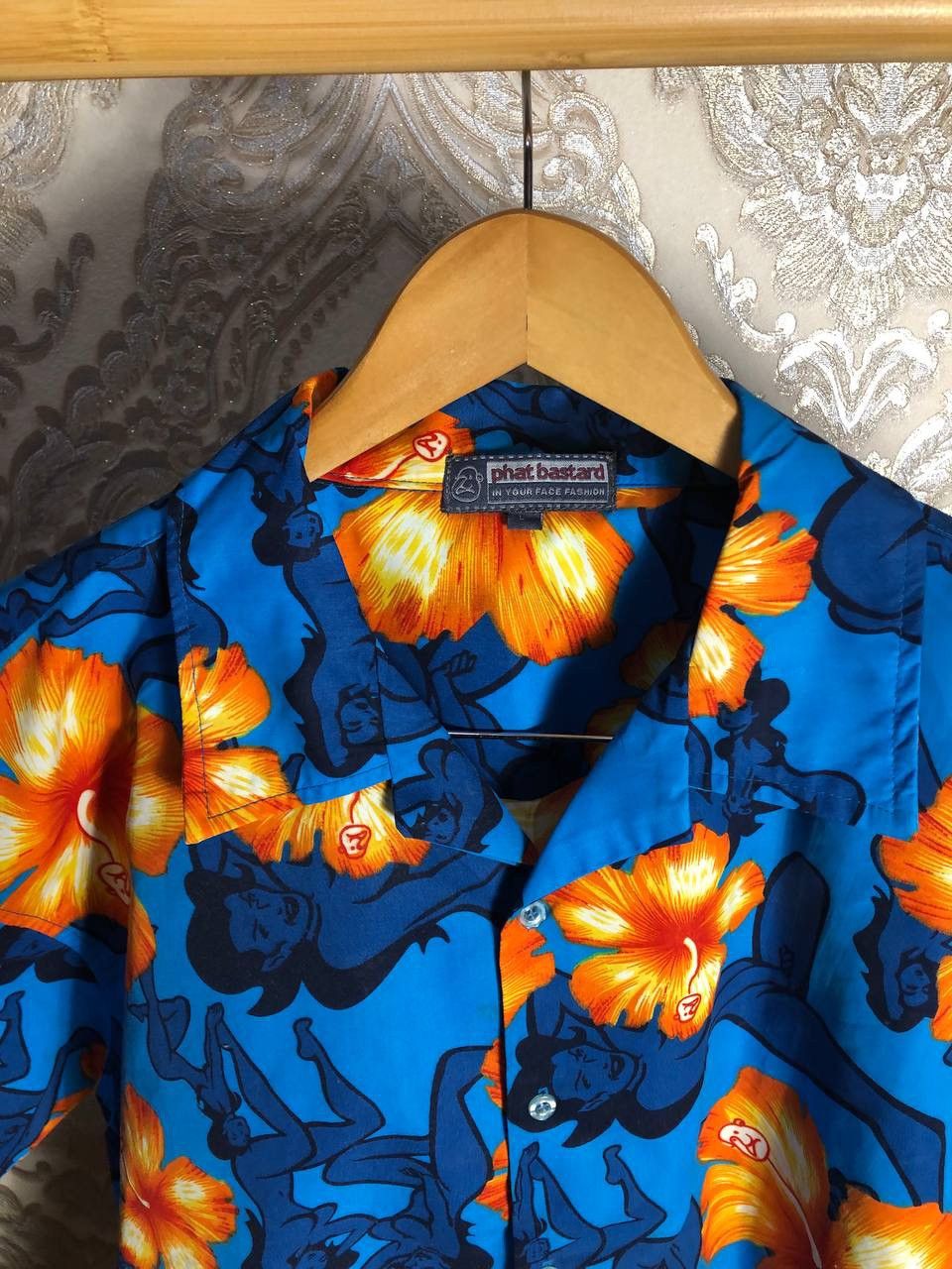 Vintage VERY RARE HAWAII SEXY HOT BABY FLOWERS DESIGNER SHIRT 90s Size US L / EU 52-54 / 3 - 5 Thumbnail