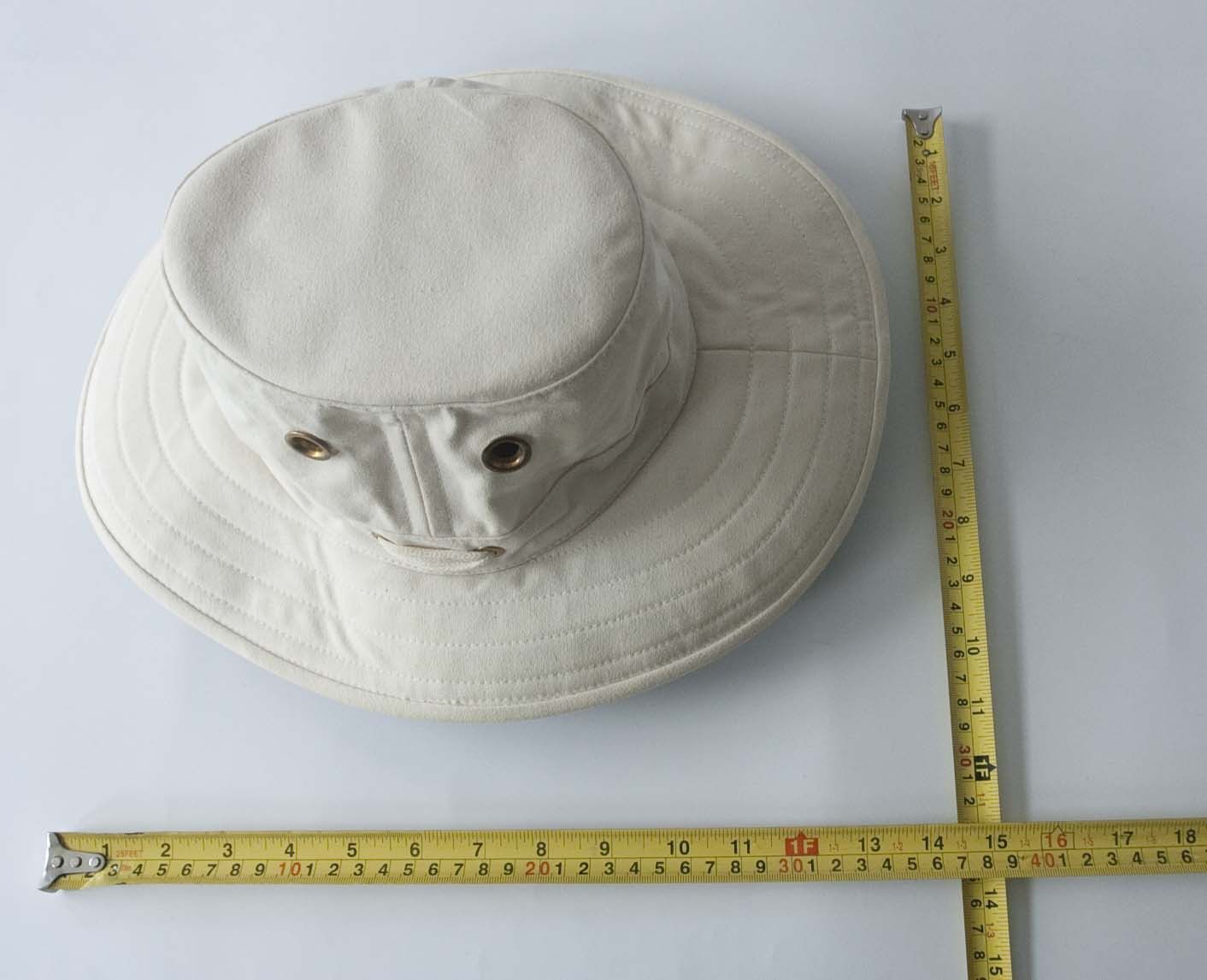 Tilley Tilley Endurables Hat Safari Size 7 1/8 / 57.5 cm Size ONE SIZE - 2 Thumbnail