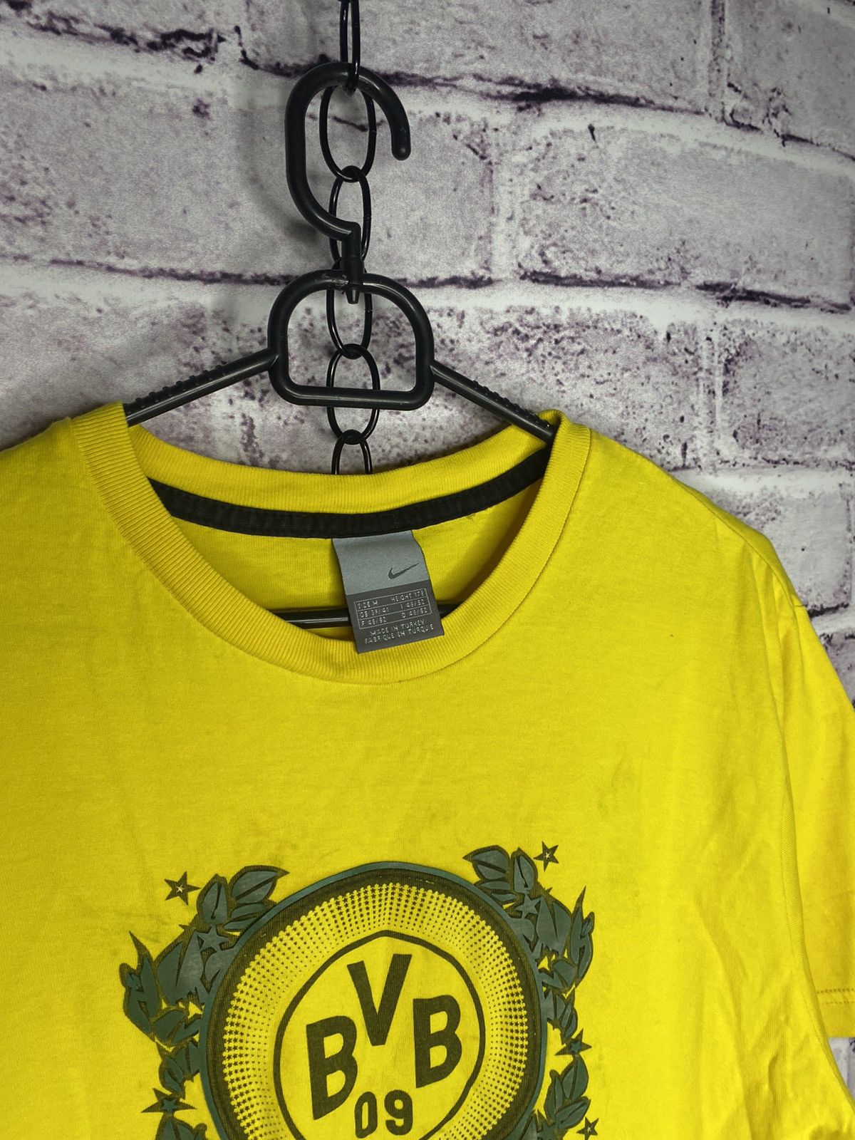 Nike T-shirt Nike Borussia Dortmund Overprint Yellow Tee Jersey Size US M / EU 48-50 / 2 - 3 Thumbnail