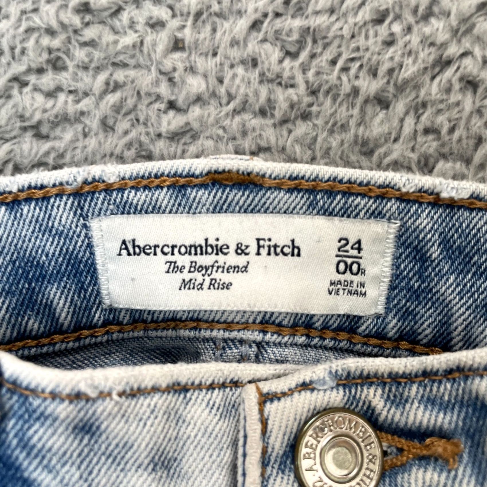 Abercrombie & Fitch Abercrombie & Fitch Jeans Womens 24 Blue The Boyfriend Mid Rise Distressed City 5-Pocket Womens Jeans Size 42" / US 20 - 3 Thumbnail