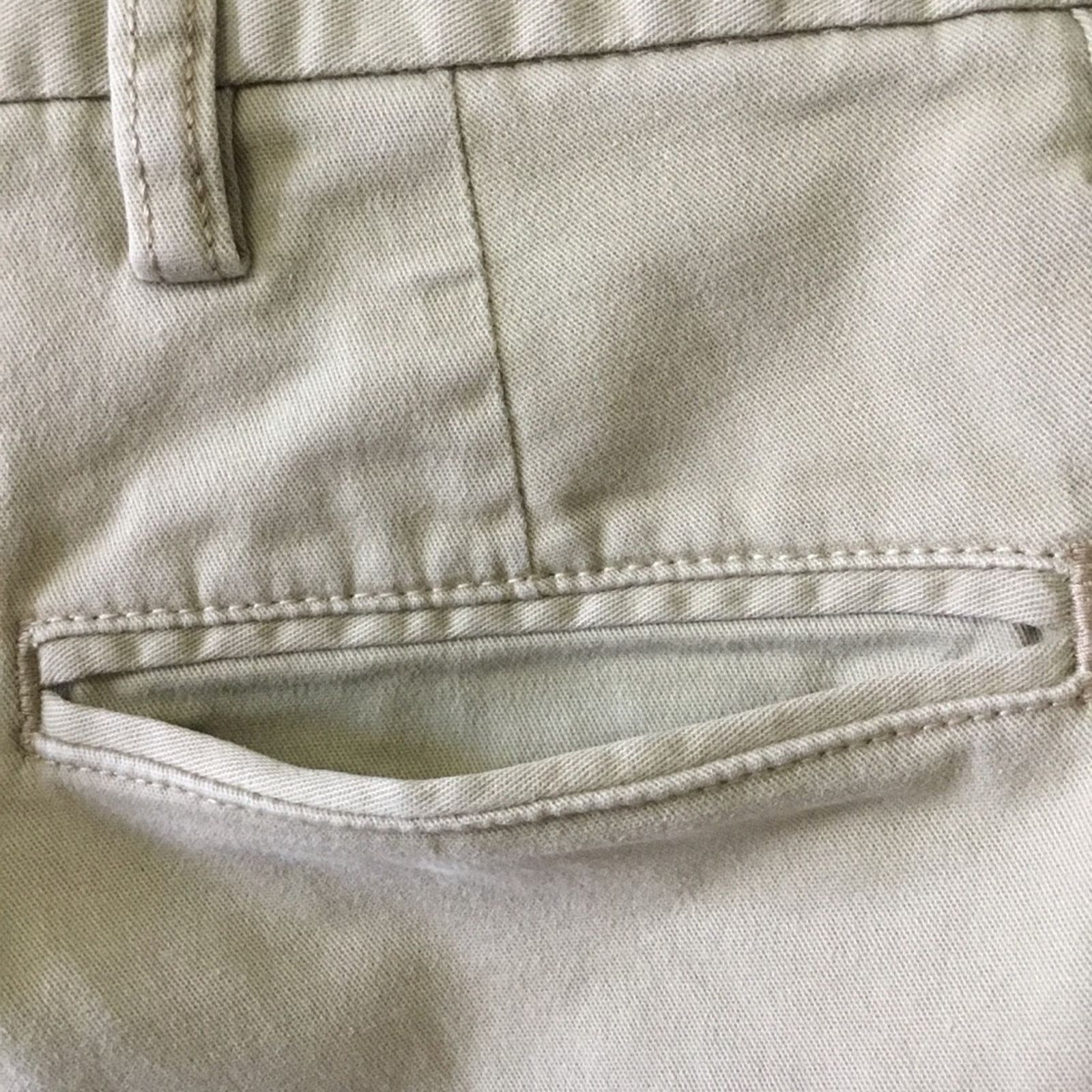 Old Navy Old Navy Beige Ultimate Straight Khaki Pants Size US 28 / EU 44 - 12 Thumbnail