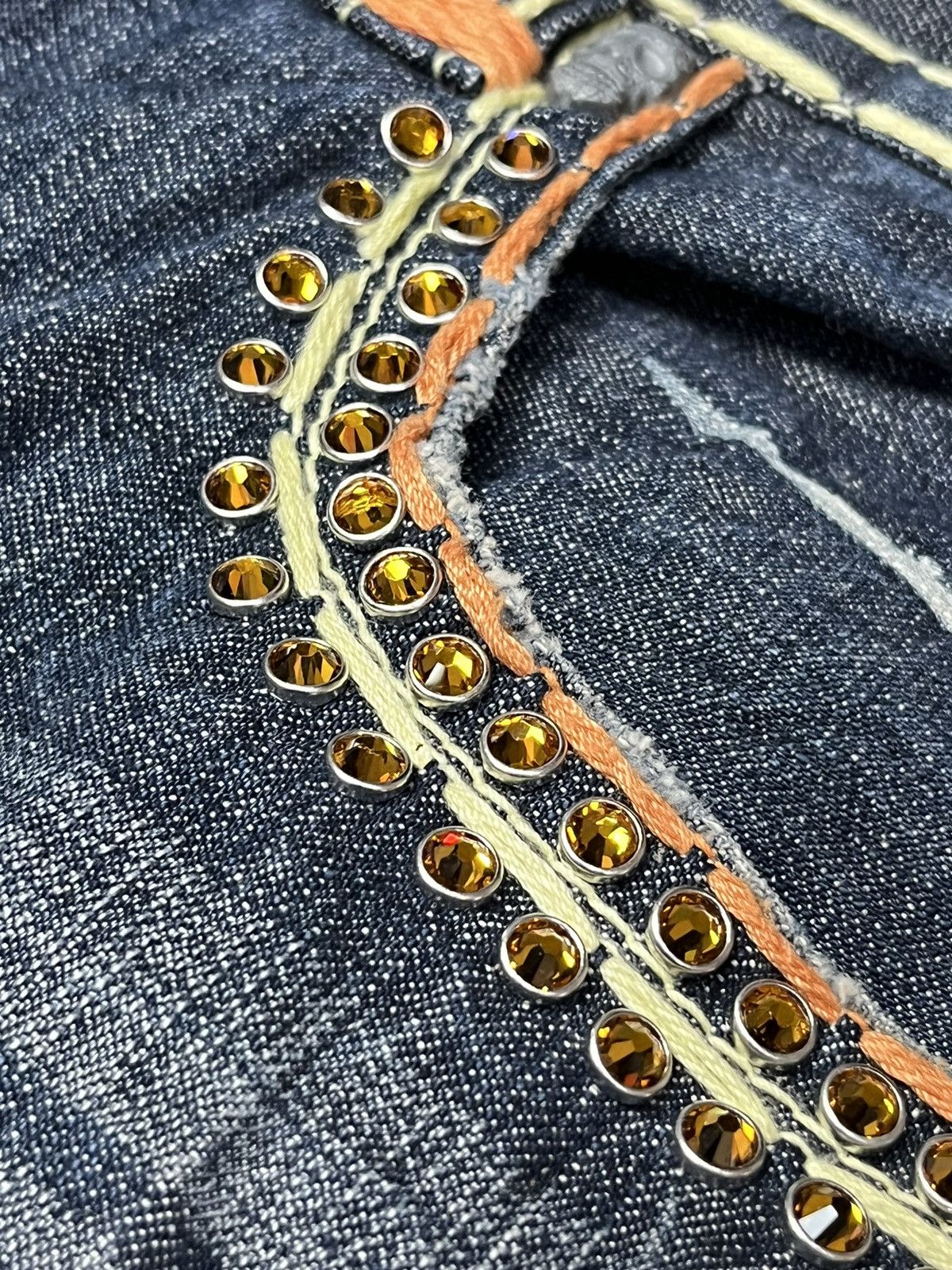 Vintage LAGUNA BEACH Big Stitch Gemstone Studded Skull Button Denim Size US 35 - 13 Thumbnail