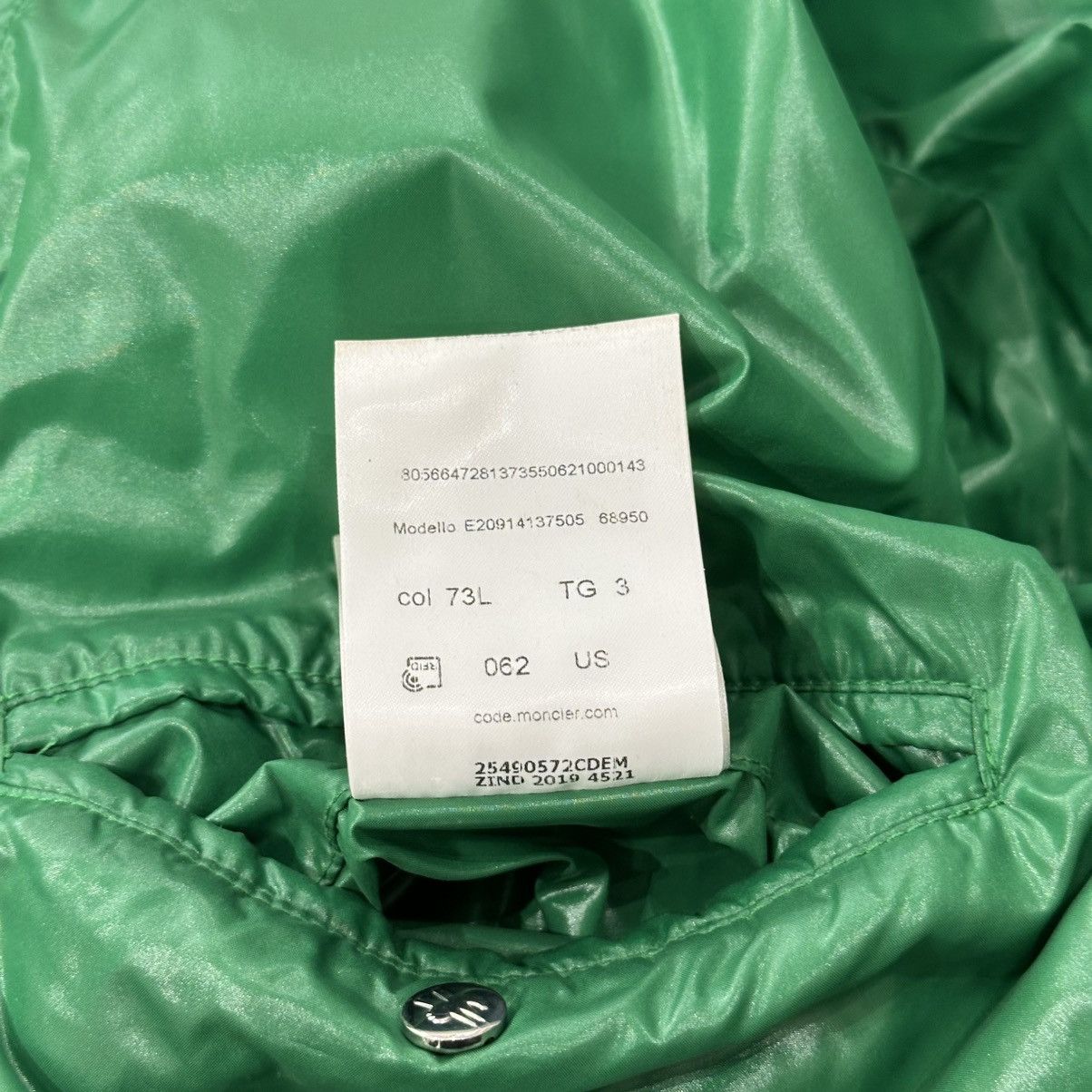 Moncler UNISEX MONCLER BLUE GENIUS DERVAUX 1952 DOWN JACKET SIZE 3/L Size US L / EU 52-54 / 3 - 16 Thumbnail