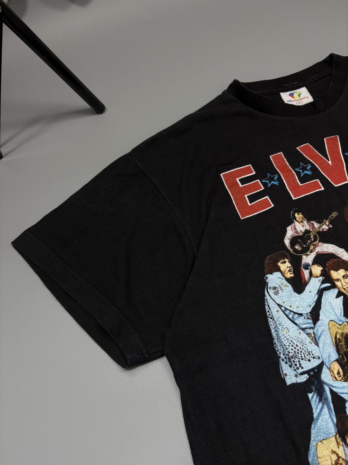 Band Tees Vintage Band Tee 90’s Elvis Presley Portreits Photo T-shirt Size US L / EU 52-54 / 3 - 5 Thumbnail