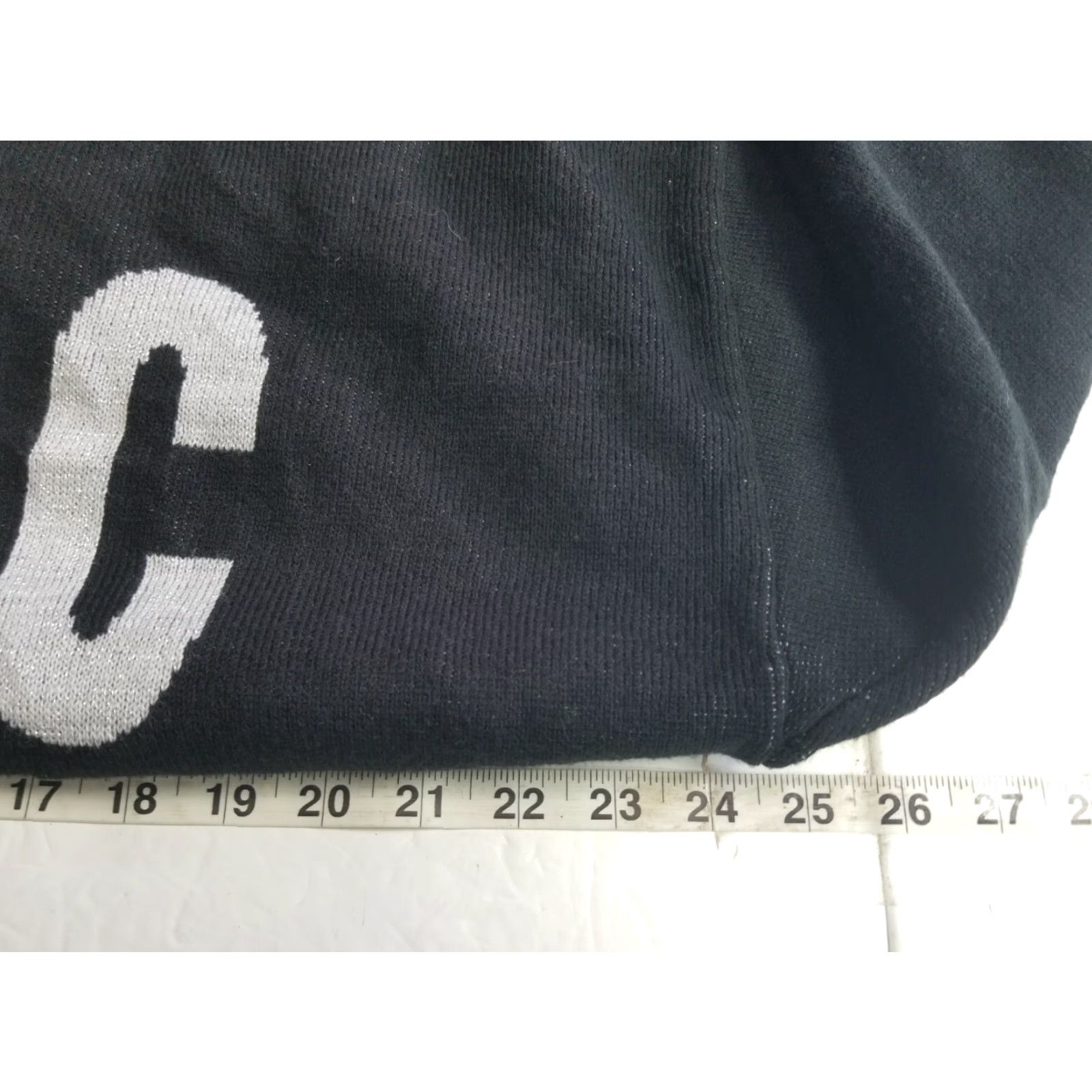 Juicy Couture Juicy Couture Pullover Hoodie Black Long Sleeve Women's Size L Pullover Activewear Womens Size L / US 10 / IT 46 - 4 Thumbnail