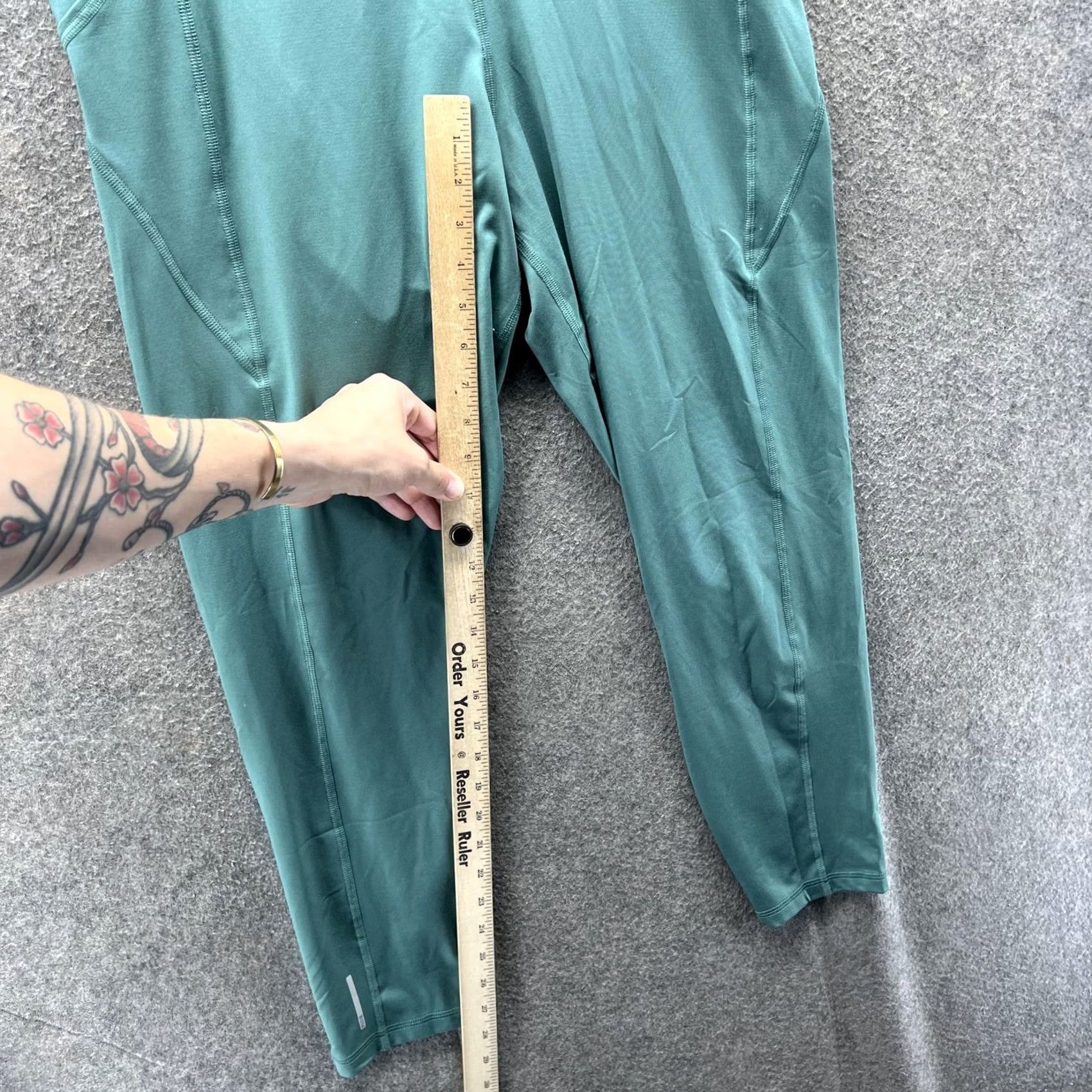 Puma Puma Leggings Womens 2X Green Plus Size Ankle Pockets Stretch Athletic Yoga Size 40" / US 18 - 6 Thumbnail