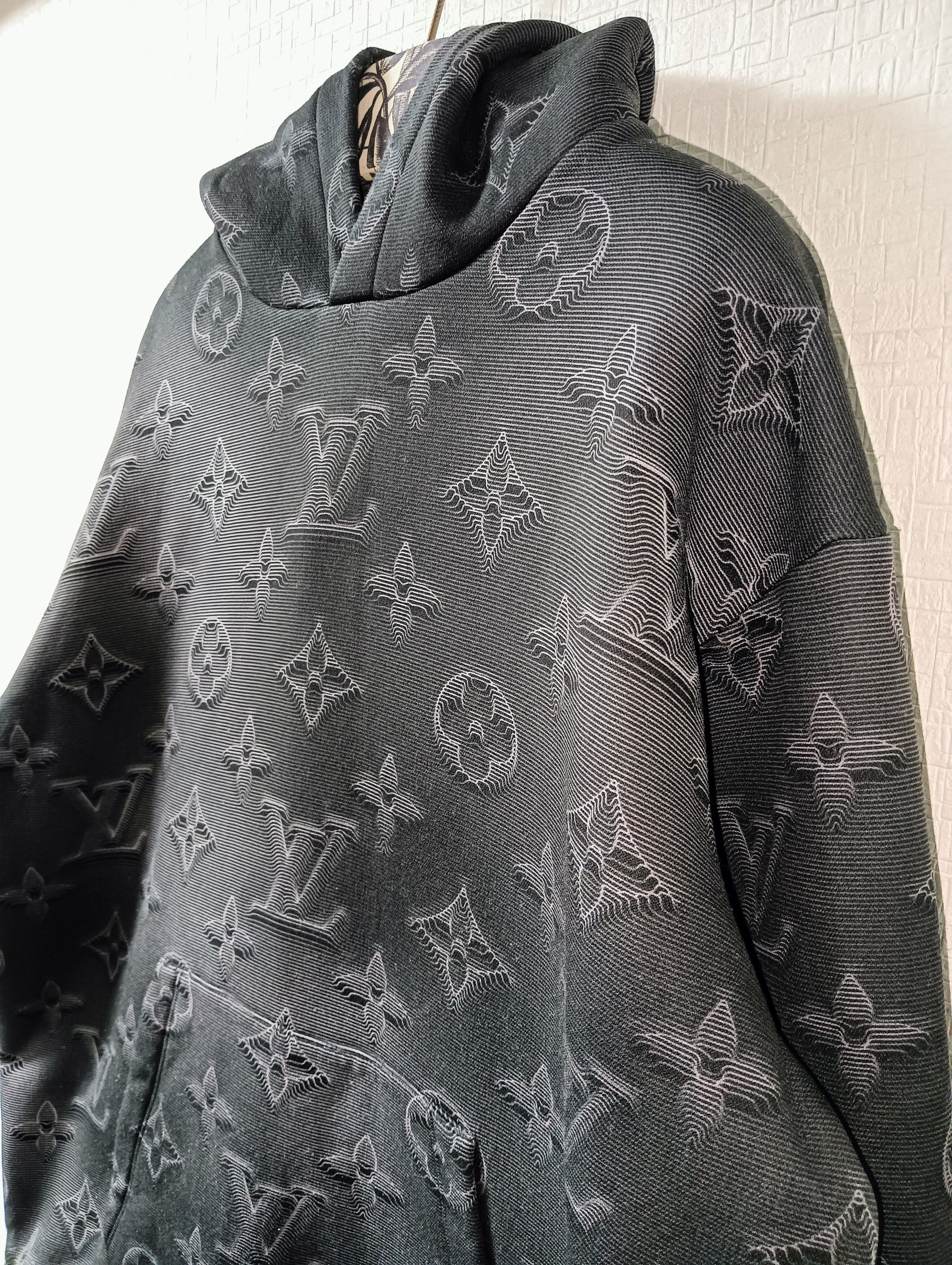 Louis Vuitton '2054' 3D Monogram Hoodie Size US L / EU 52-54 / 3 - 3 Thumbnail