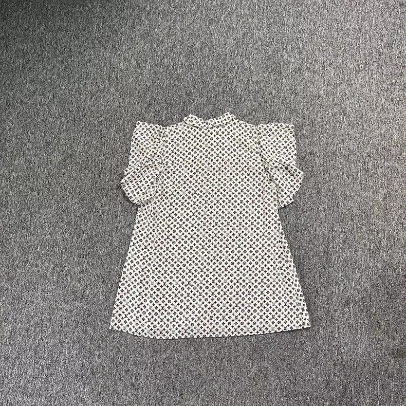 Louis Vuitton Louis Vuitton Full logo short Size M / US 6-8 / IT 42-44 - 3 Thumbnail