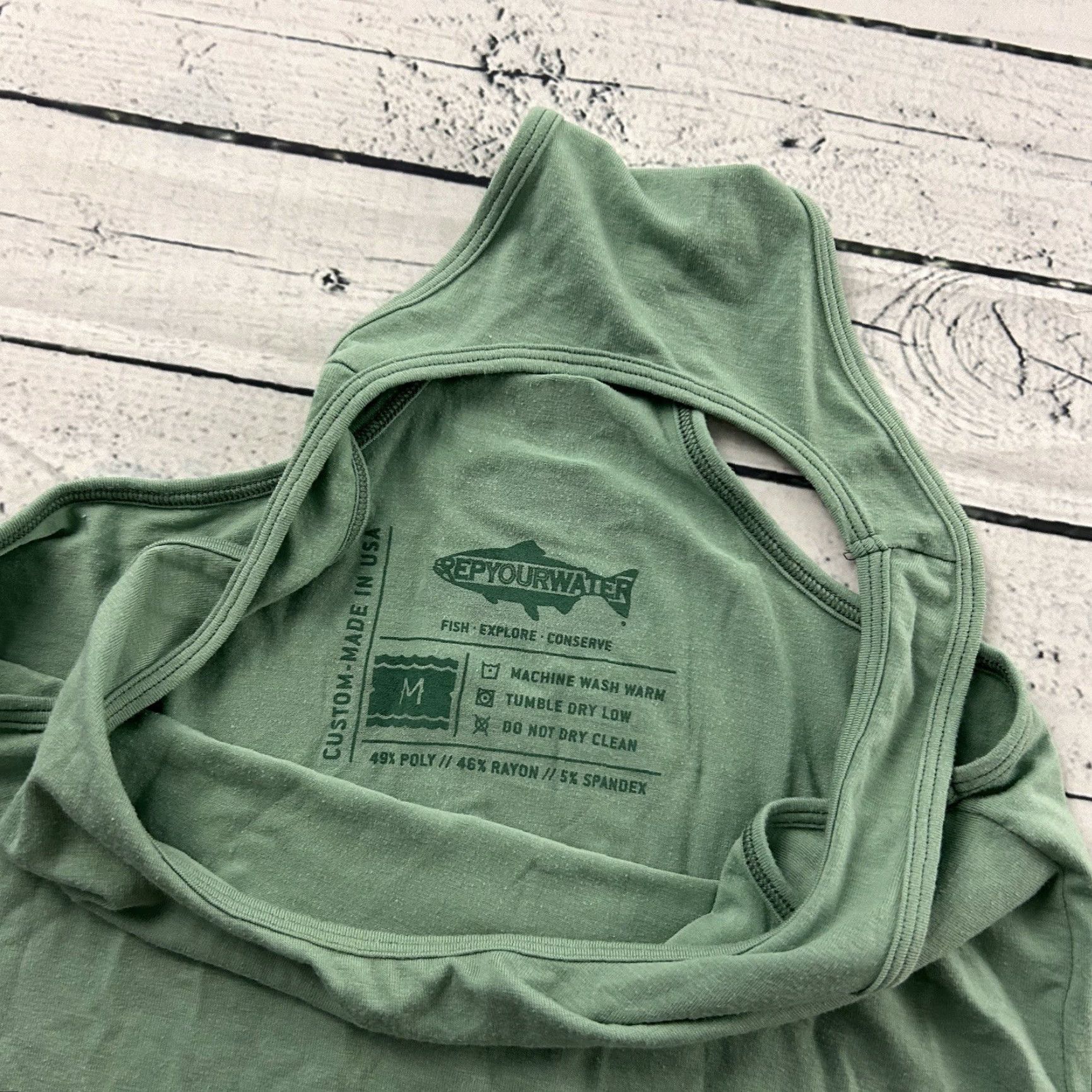 Vintage RepYourWater Tank Top Shirt Women's M Green Sleeveless Racerback Back Activewear Beach Size M / US 6-8 / IT 42-44 - 5 Thumbnail