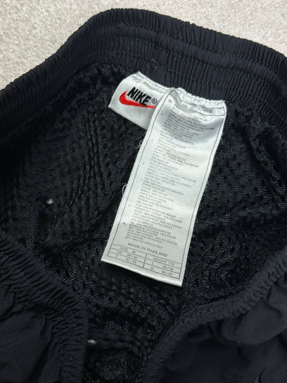 Nike Vintage Nike Swoosh Baggy Retro Nylon Track Pants TN Skepta Size US 31 - 6 Thumbnail