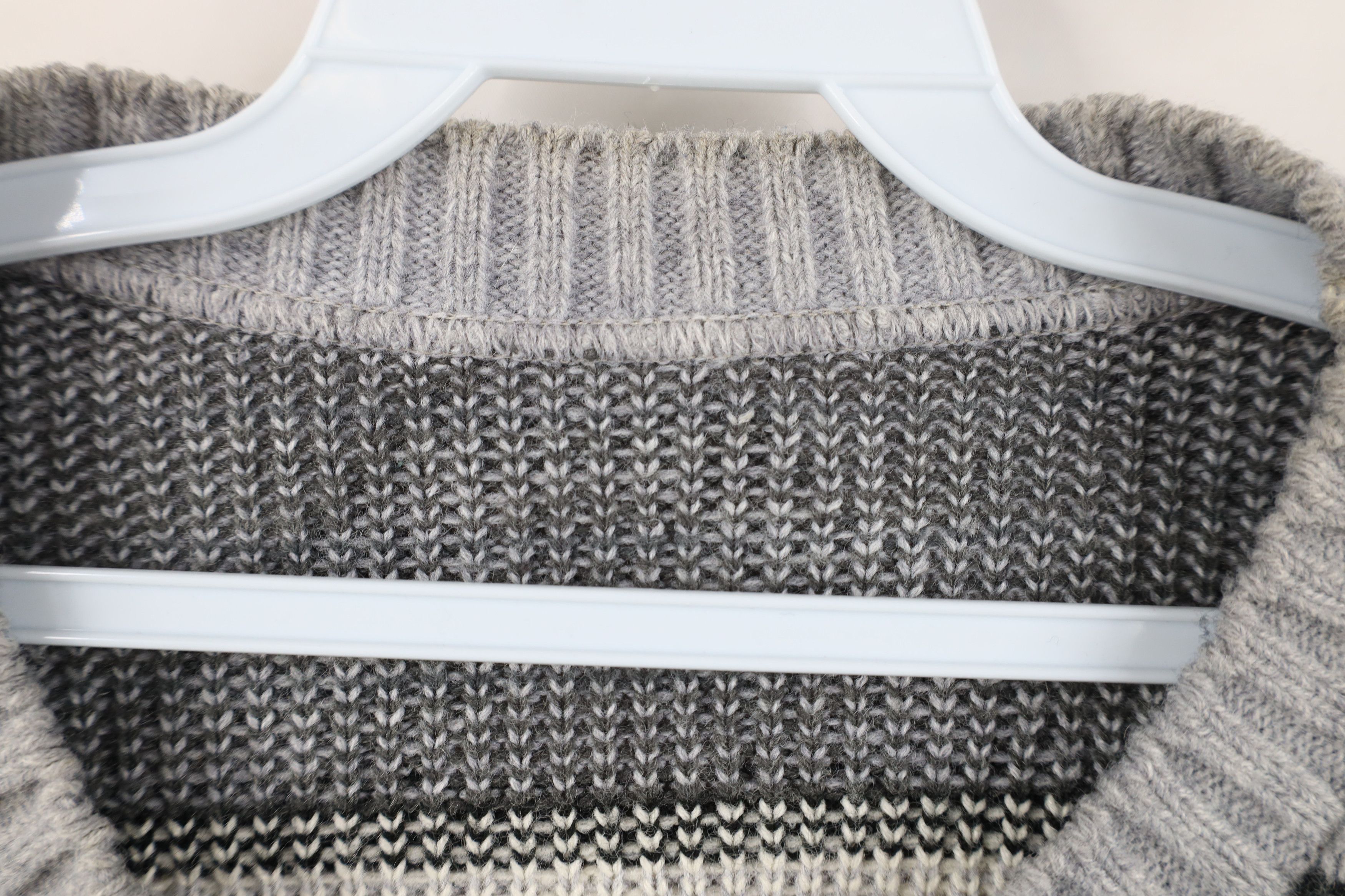 Vintage Vintage 90s Streetwear Fair Isle Knit Crewneck Sweater Size US L / EU 52-54 / 3 - 8 Thumbnail
