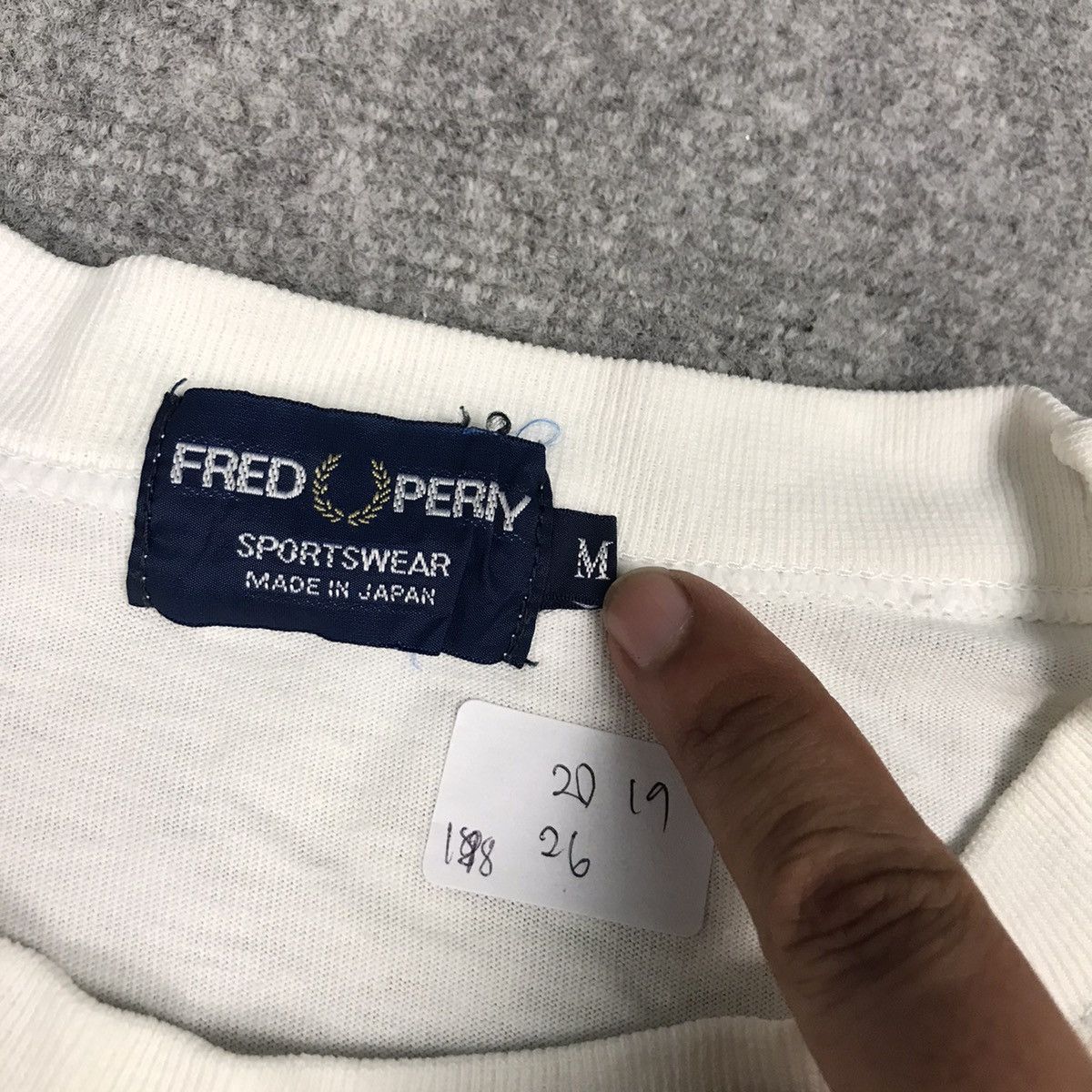 Fred Perry × Vintage Vintage Japan Fred Perry Design Logo Tshirt Size US M / EU 48-50 / 2 - 7 Thumbnail