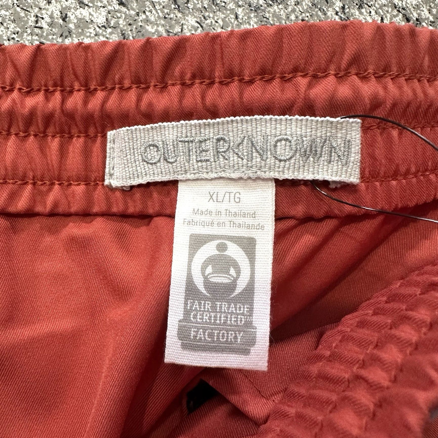 Outerknown VINTAGE Outerknown Nomadic Athletic Shorts Mens XL 7” 7in Inseam Red Drawstring Pockets Lined Polyester Flat-front Activewear Size US 36 / EU 52 - 3 Thumbnail