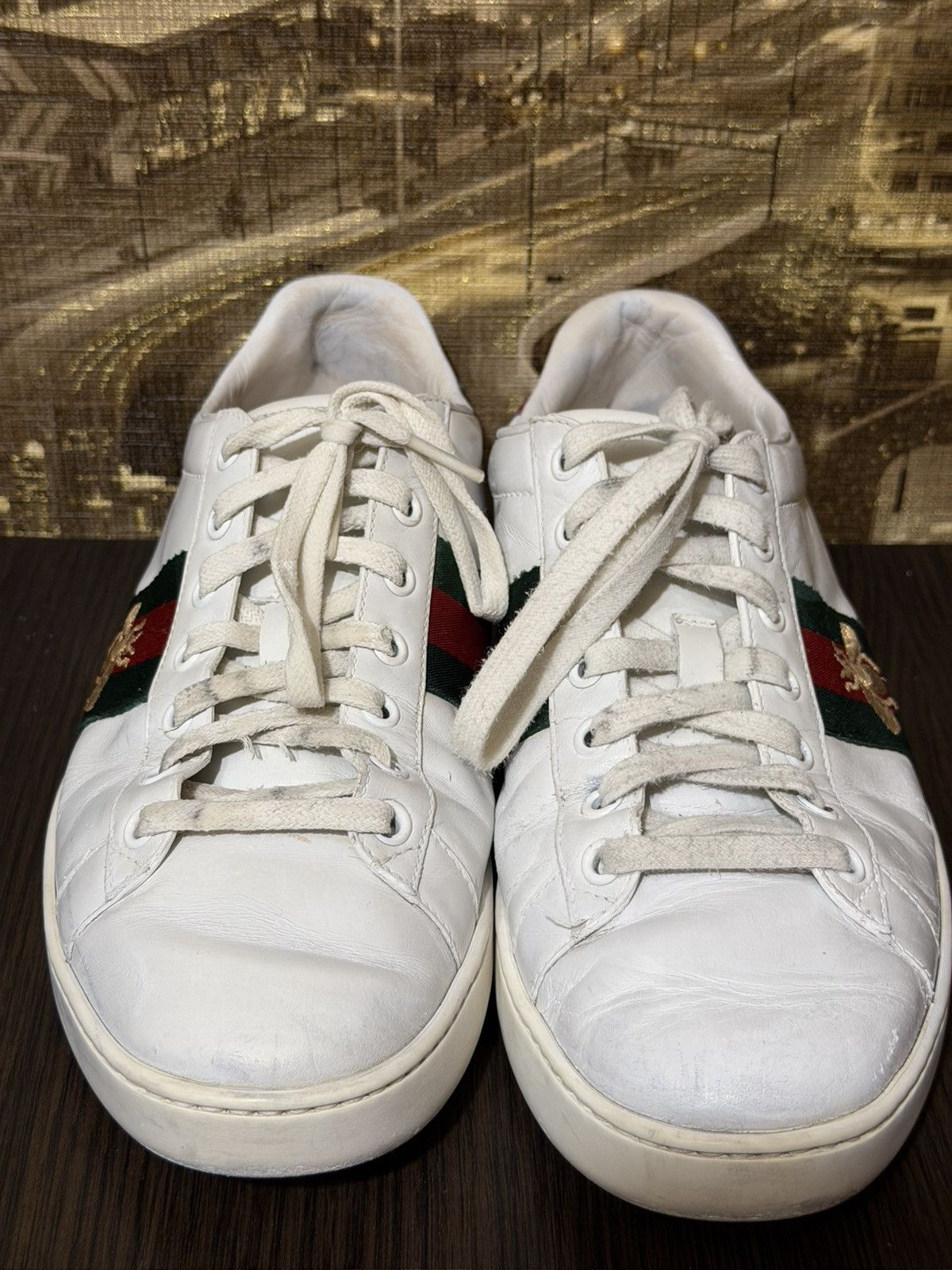 Gucci Gucci ACE Sneaker Embroidered Bees White Leather Gold Women Size US 8.5 / IT 38.5 - 6 Thumbnail