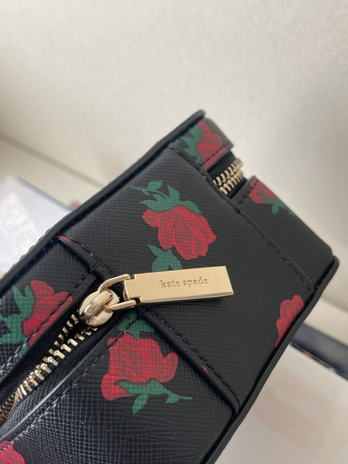 Kate Spade (new+tag) Kate Spade chic jewelry box red floral design Size ONE SIZE - 6 Thumbnail