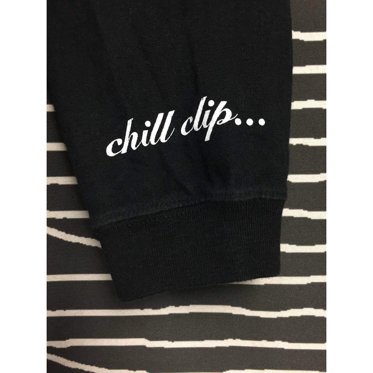 Japanese Brand Chill Clip Urban Lifestyle Long Sleeve Tee Size US XL / EU 56 / 4 - 4 Thumbnail