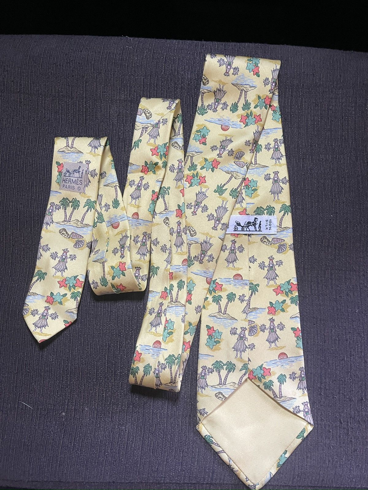 Hermes Hermès silk tie ALOHA "palm tree & tahitian dancer" Size ONE SIZE - 1 Thumbnail