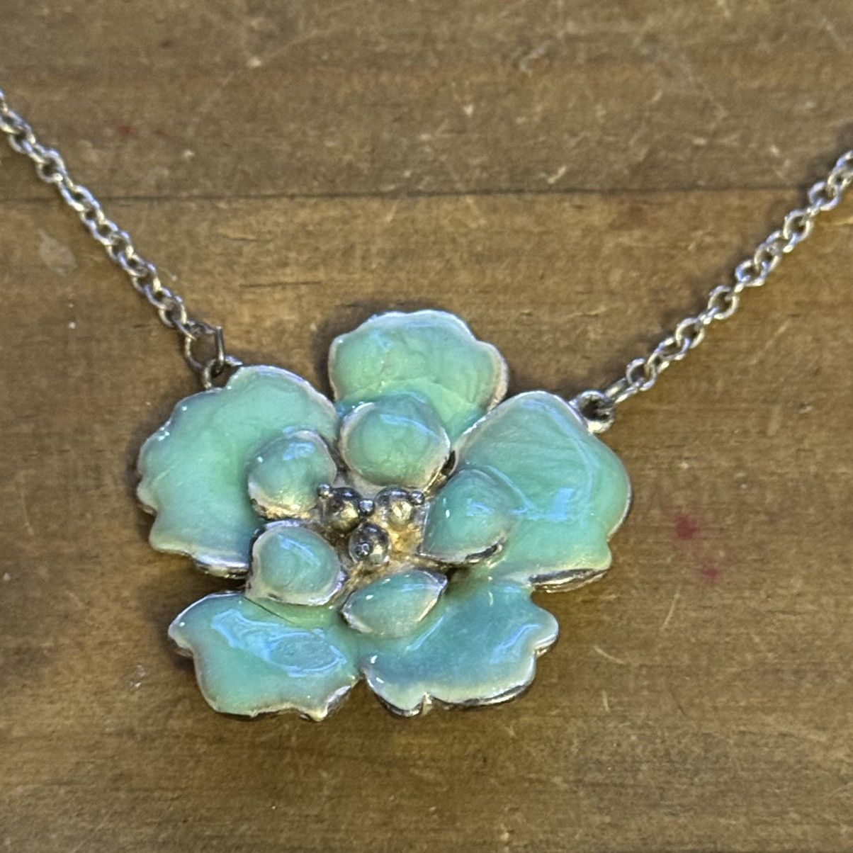 Vintage Vintage silver tone green enamel orchid pendant necklace Size ONE SIZE - 3 Thumbnail