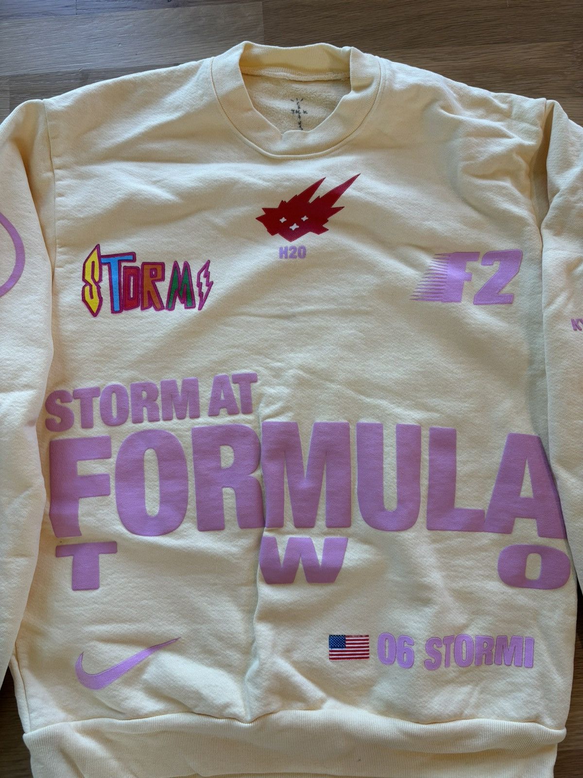 Travis Scott RARE Travis Scott Stormi Birthday Formula Two F2 Crewneck Size US S / EU 44-46 / 1 - 3 Thumbnail