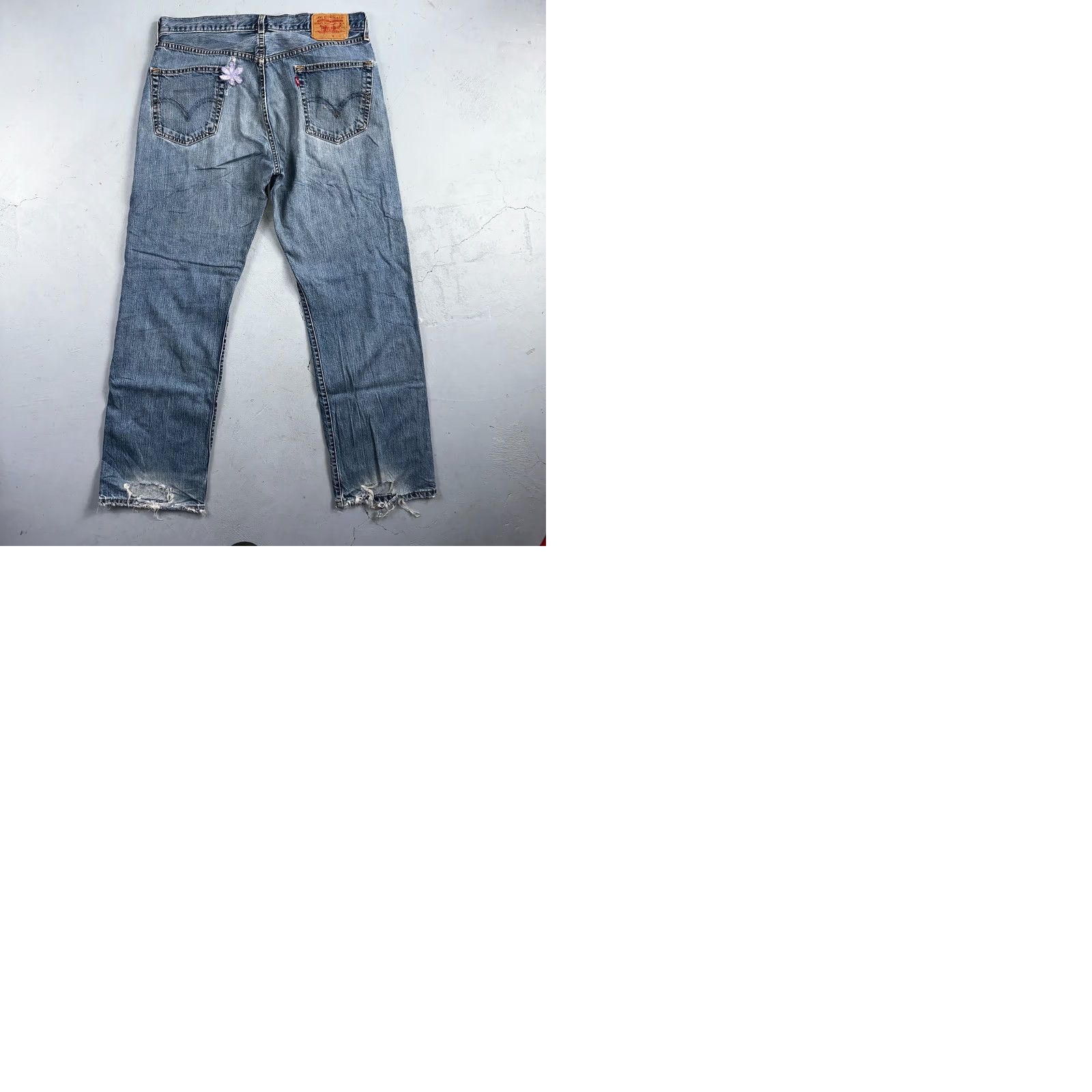 Levi's VINTAGE Levi's 501 Jeans Straight Denim Blue Light Wash 36x32 90s XX Regular Mens Size US 36 / EU 52 - 12 Thumbnail