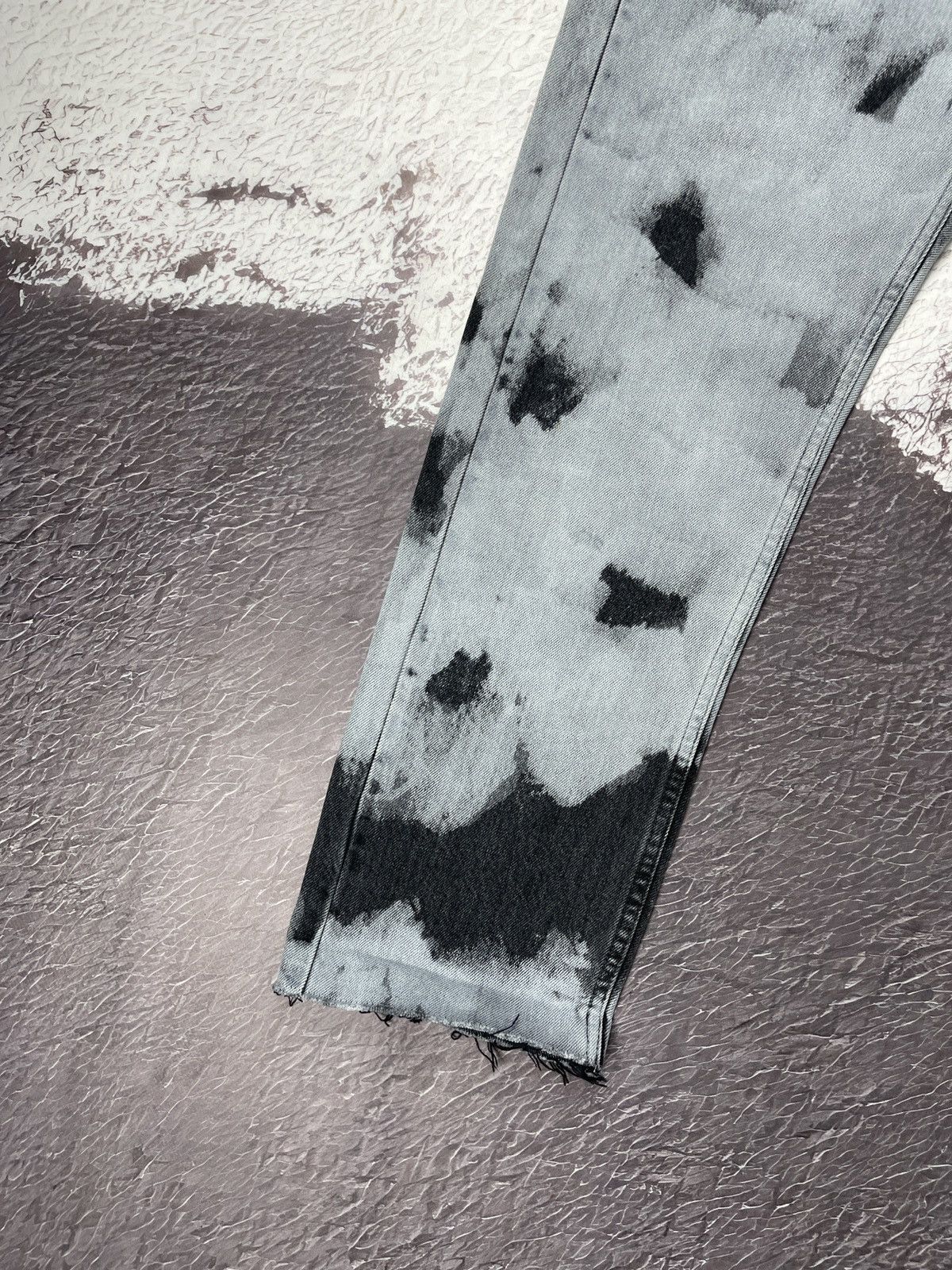 Christian Dior Monsieur Christian Dior 01 Tie Dye Boyfriend Jeans Gray Denim sz US6 Size 28" / US 6 / IT 42 - 4 Thumbnail