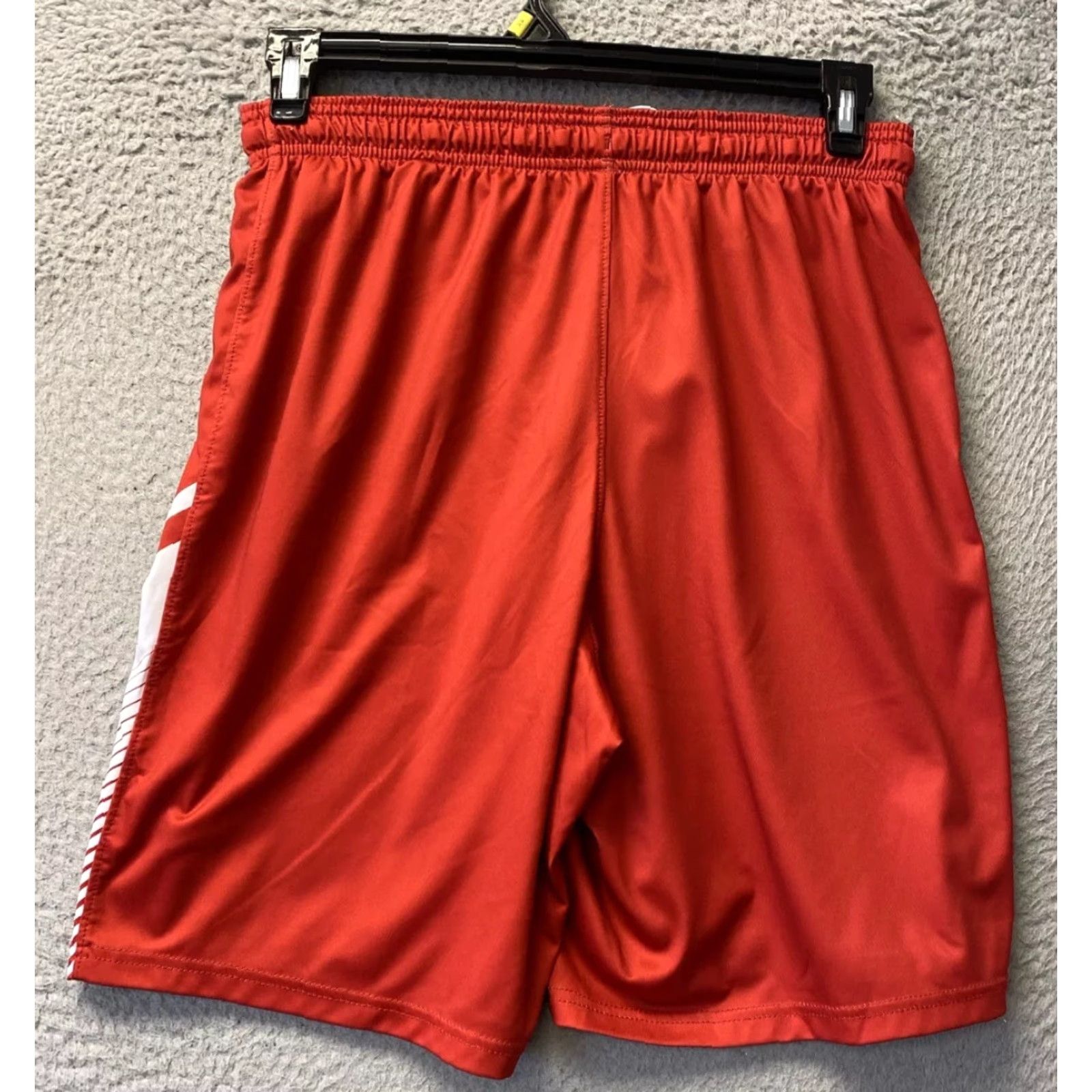 Under Armour Under Armour Shorts Teen Large Red Basketball Running Gym Work Out - 11452, Elastic Waist, Pockets, Tie, Regular Fit Size US 33 - 7 Thumbnail