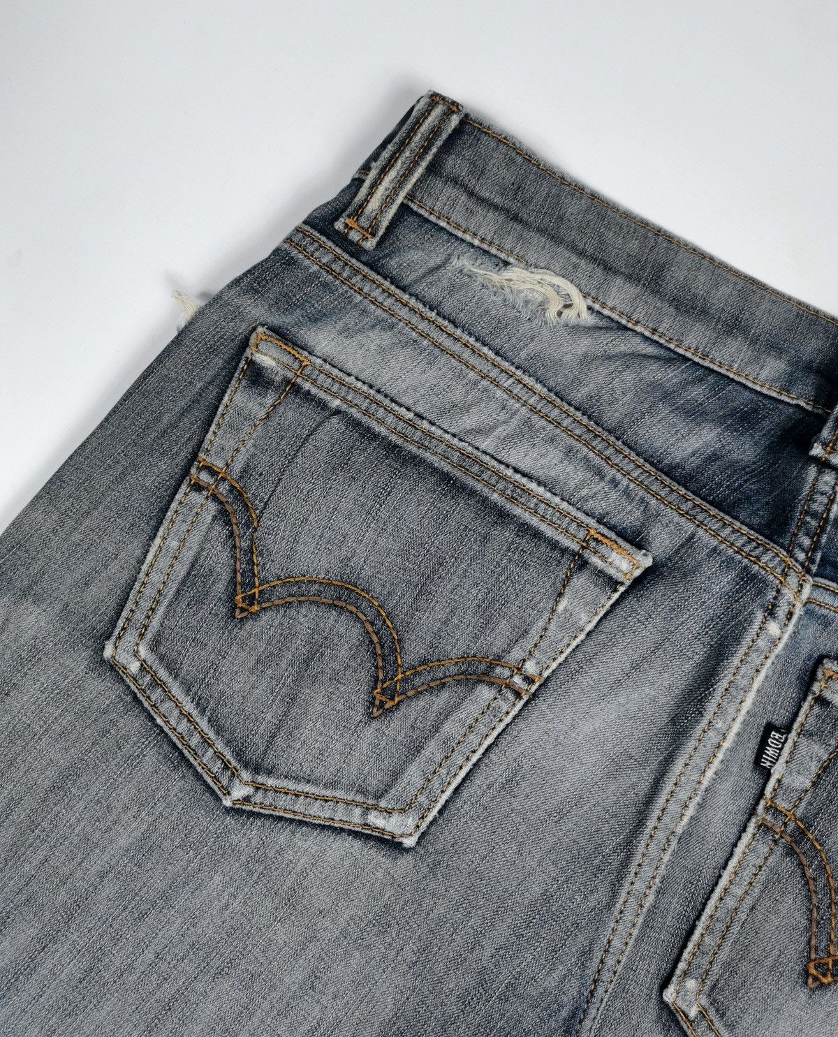 Edwin Thrashed Wild Fire Edwin Distressed Denim Jeans Size US 32 / EU 48 - 8 Thumbnail