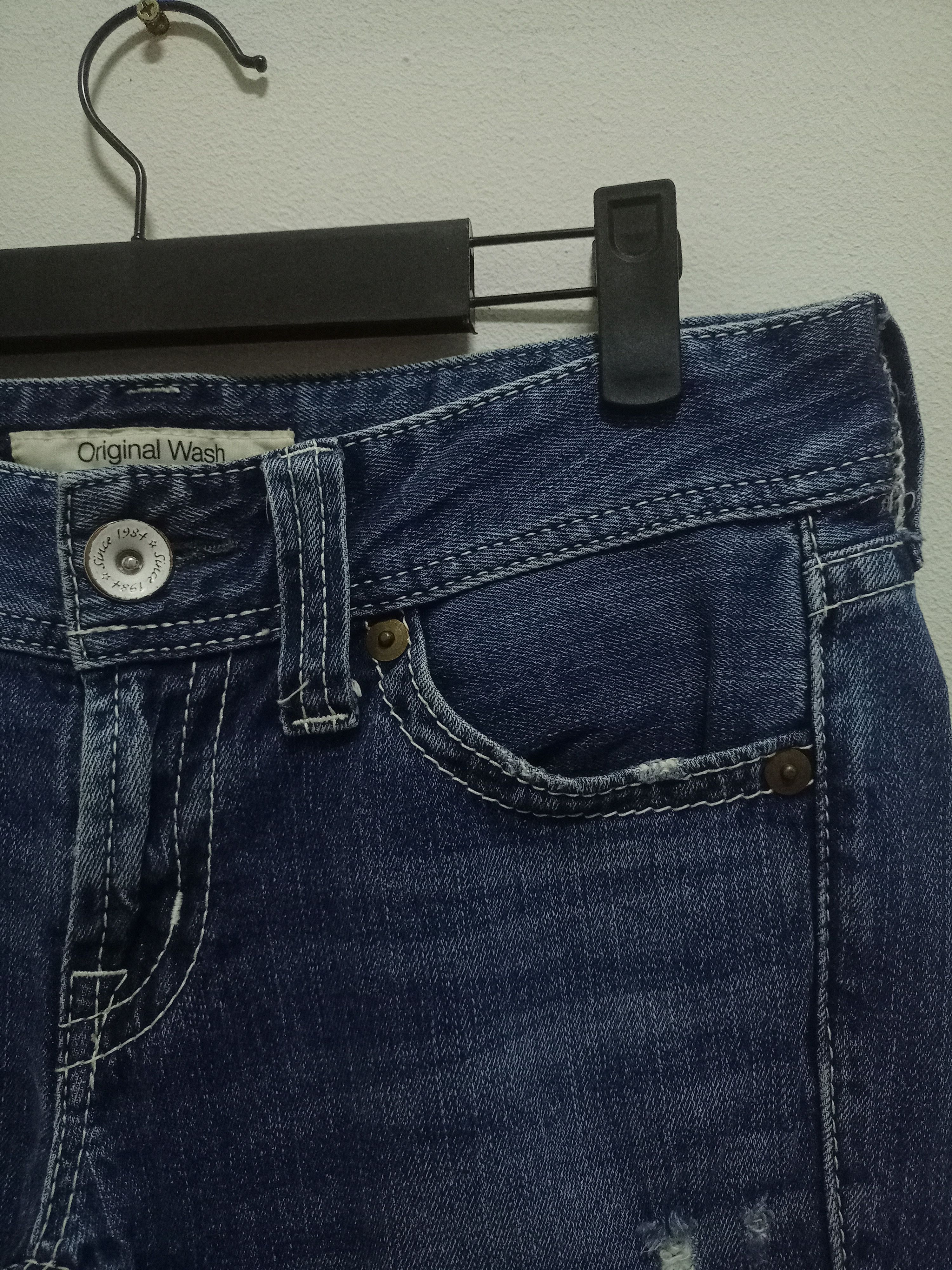 Japanese Brand × Uniqlo Vintage Japanese Uniqlo Blue Wash Flare Jeans 32x32 Size US 32 / EU 48 - 5 Thumbnail