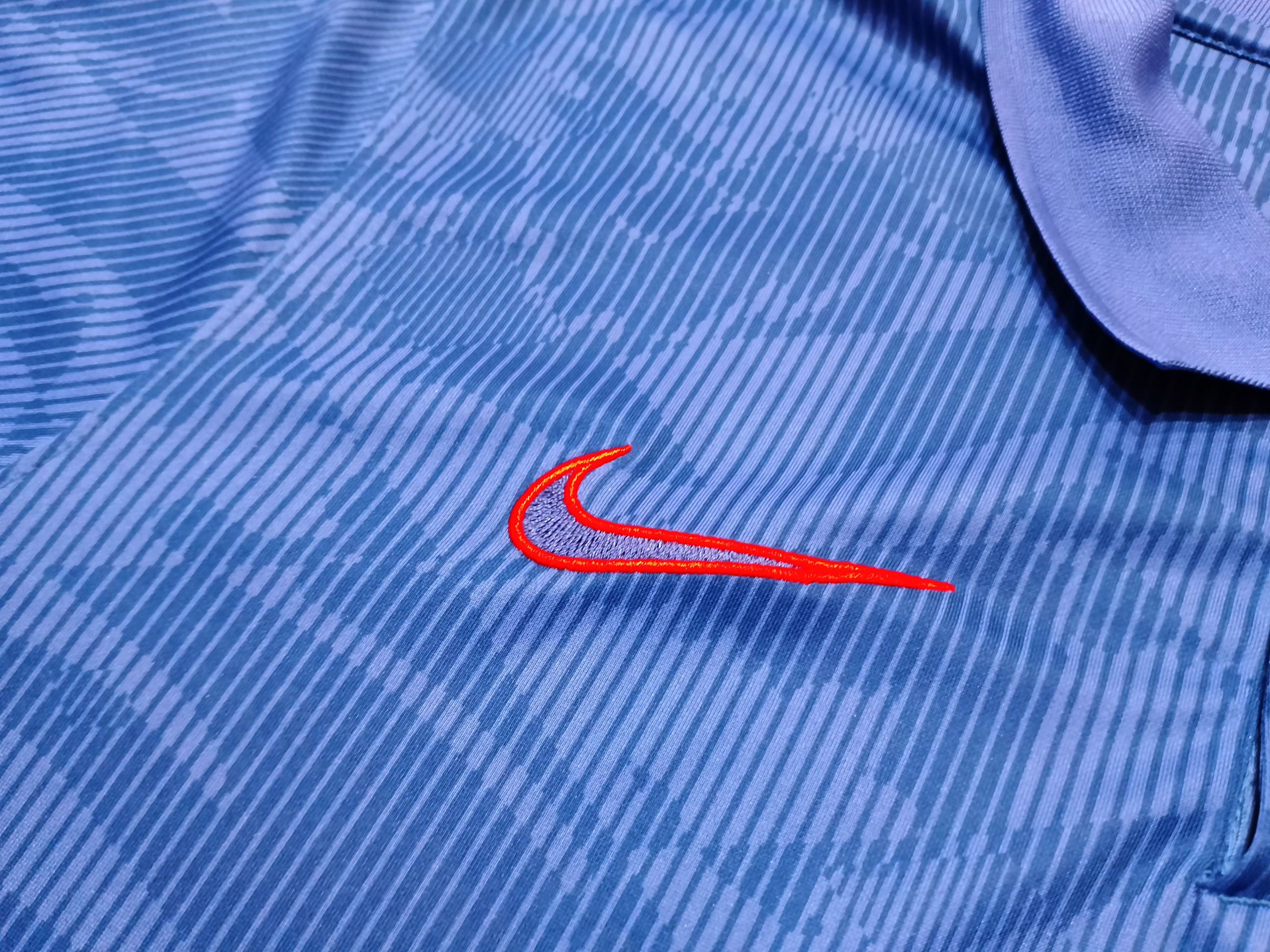 Nike England 2020–2022 Away Jersey Nike CD0696-430 – Size L Size US L / EU 52-54 / 3 - 4 Thumbnail