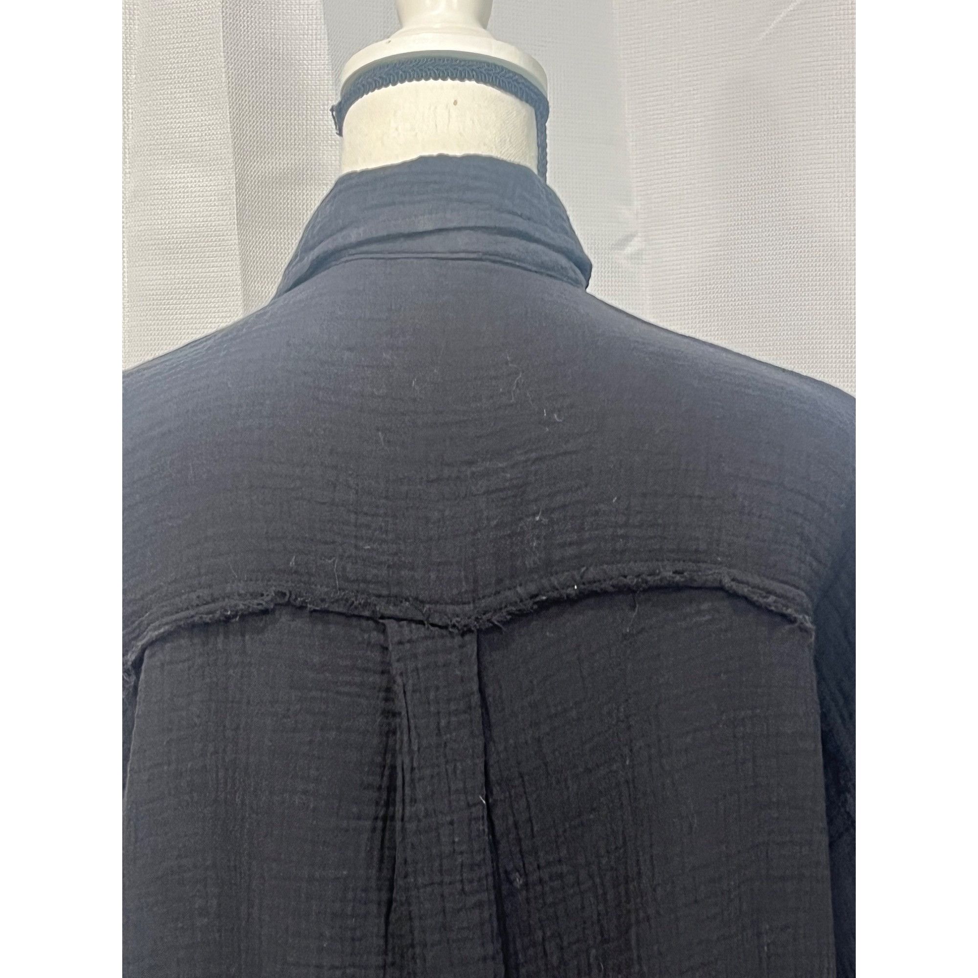 UNIONBAY Supplies by UNIONBAY Crinkle Gauze Button Front Shirt Jacket Size XS / US 0-2 / IT 36-38 - 5 Thumbnail