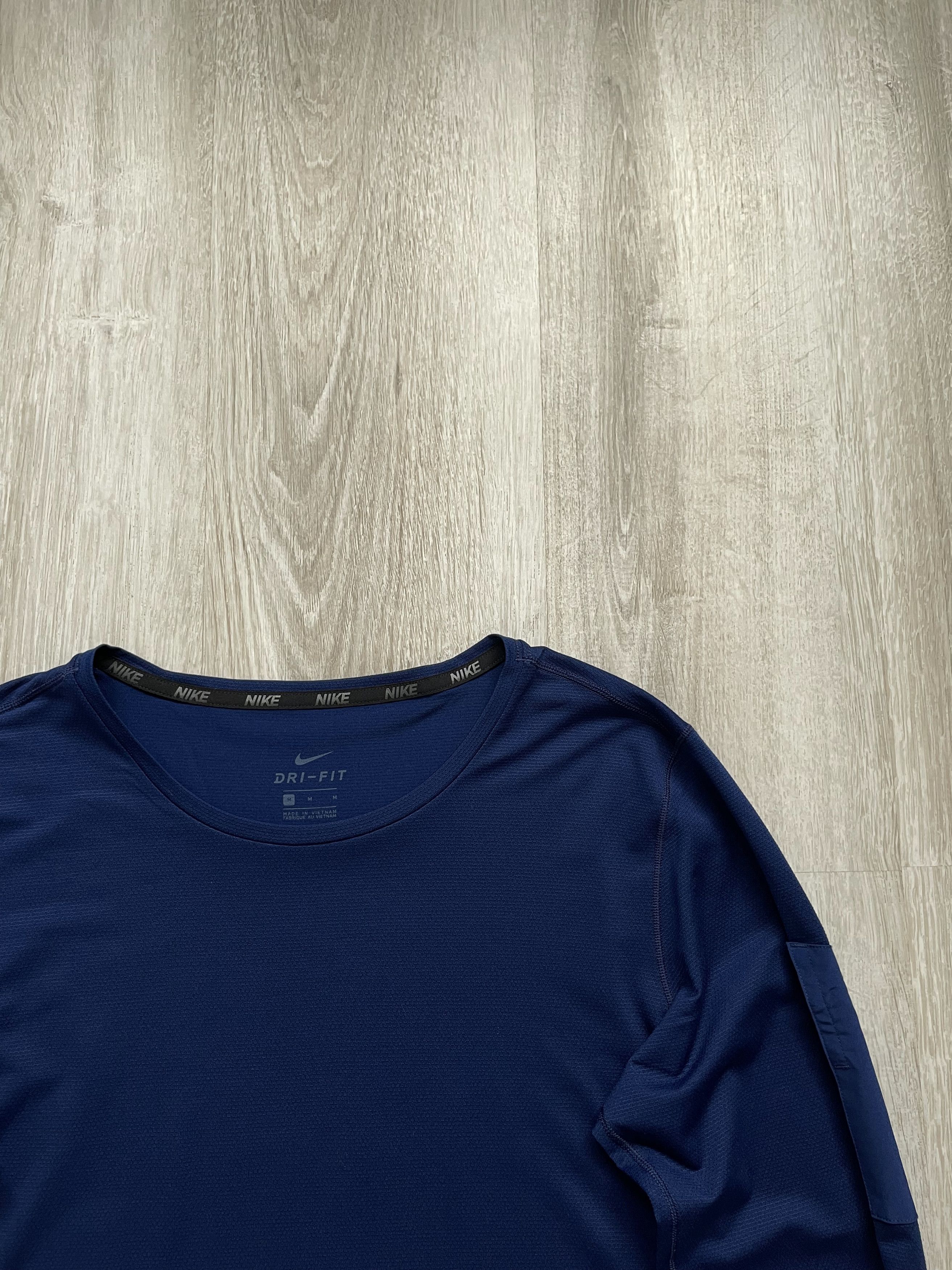 Nike Nike Long Sleeve Sportwear Drill Swoosh Size US M / EU 48-50 / 2 - 3 Thumbnail