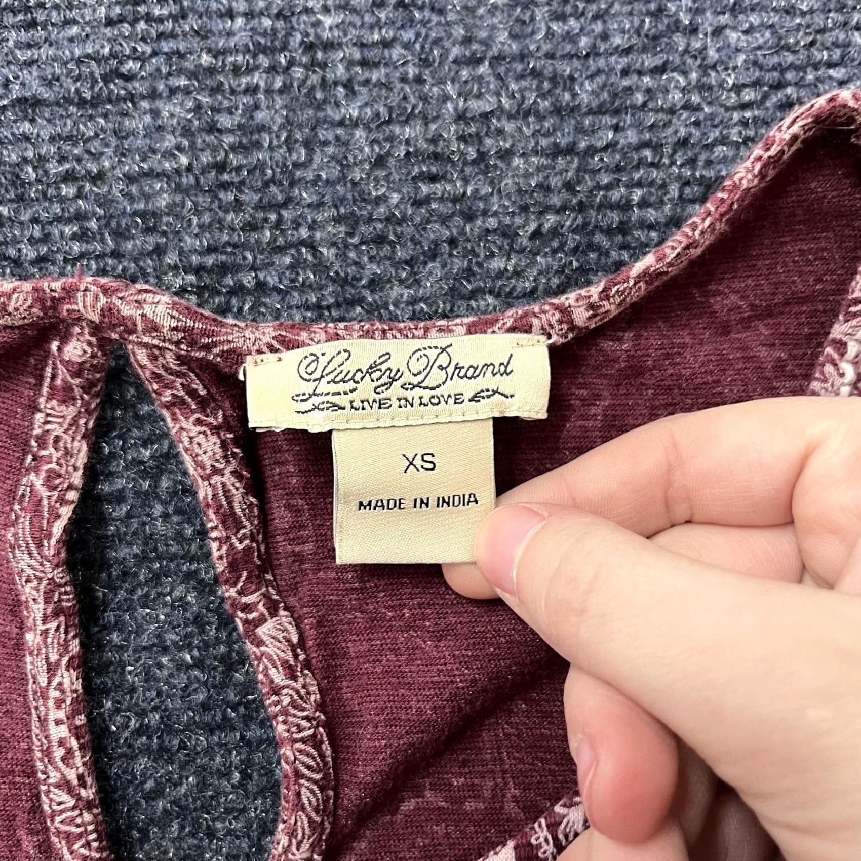 Lucky Brand Lucky Brand Tank Womens XS Red Paisley Embroidered Scoop Neck Boho Shirt Sleeveless Womens XS Red Paisley Embroidered Boho Tank Top Size XS / US 0-2 / IT 36-38 - 3 Thumbnail