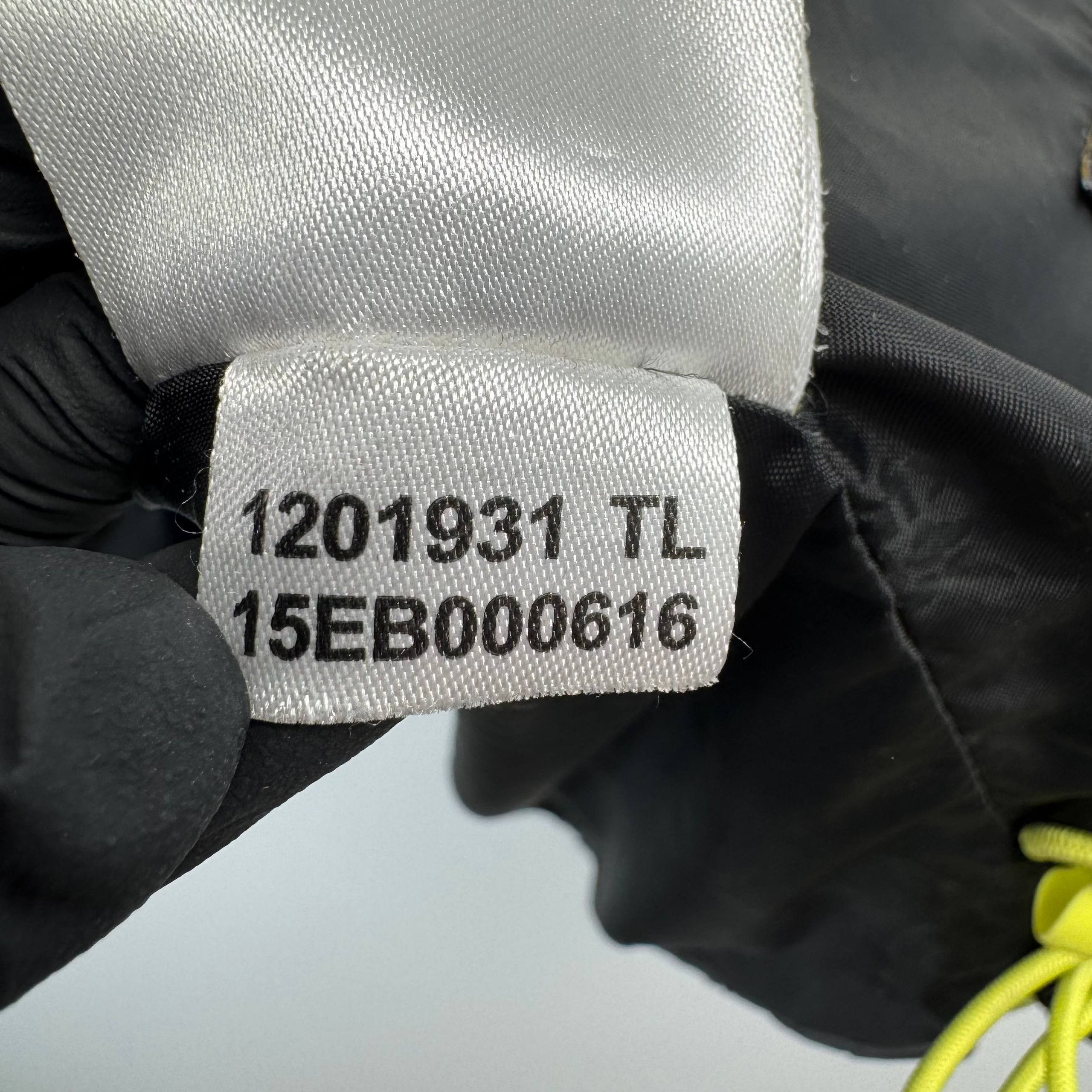 Jack Wolfskin Jack Wolfskin 700 Fill Down Puffer Jacket Hooded Size L Size US L / EU 52-54 / 3 - 9 Thumbnail