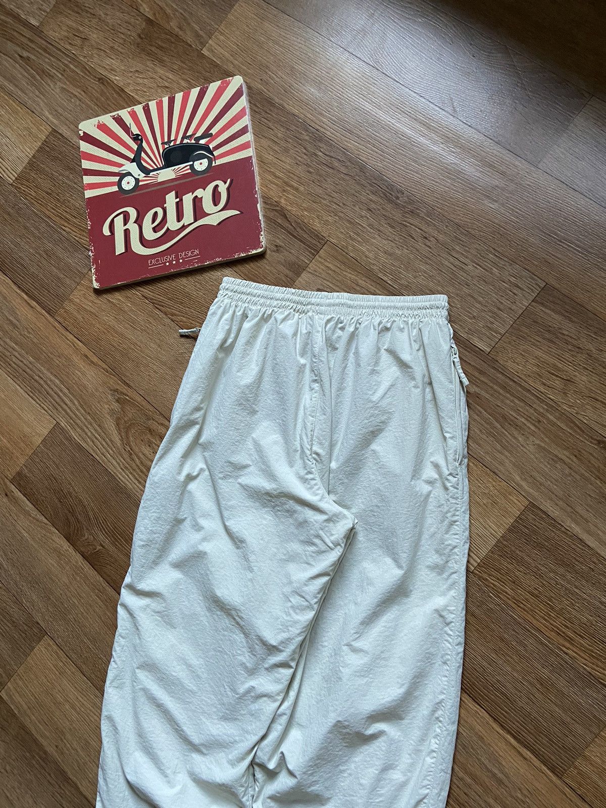 Nike Vintage Nike Swoosh Baggy Sweatpants Size US 32 / EU 48 - 7 Thumbnail