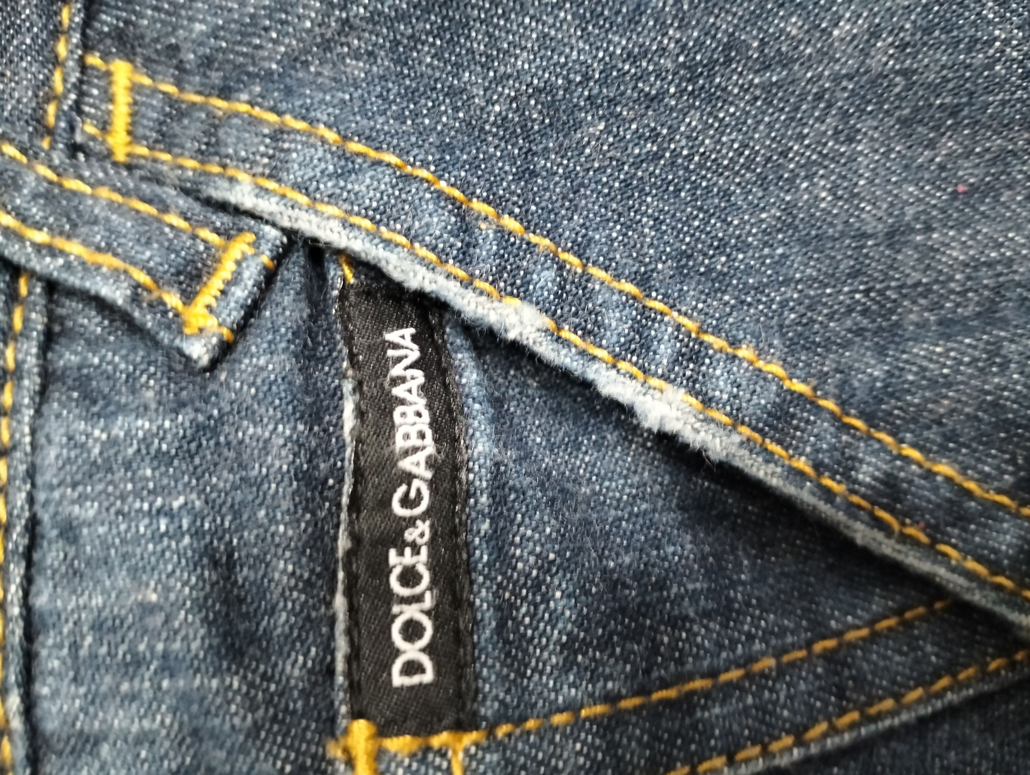 Designer DOLCE & GABBANA JEANS FOR WOMEN Size 30" / US 8 / IT 44 - 9 Thumbnail