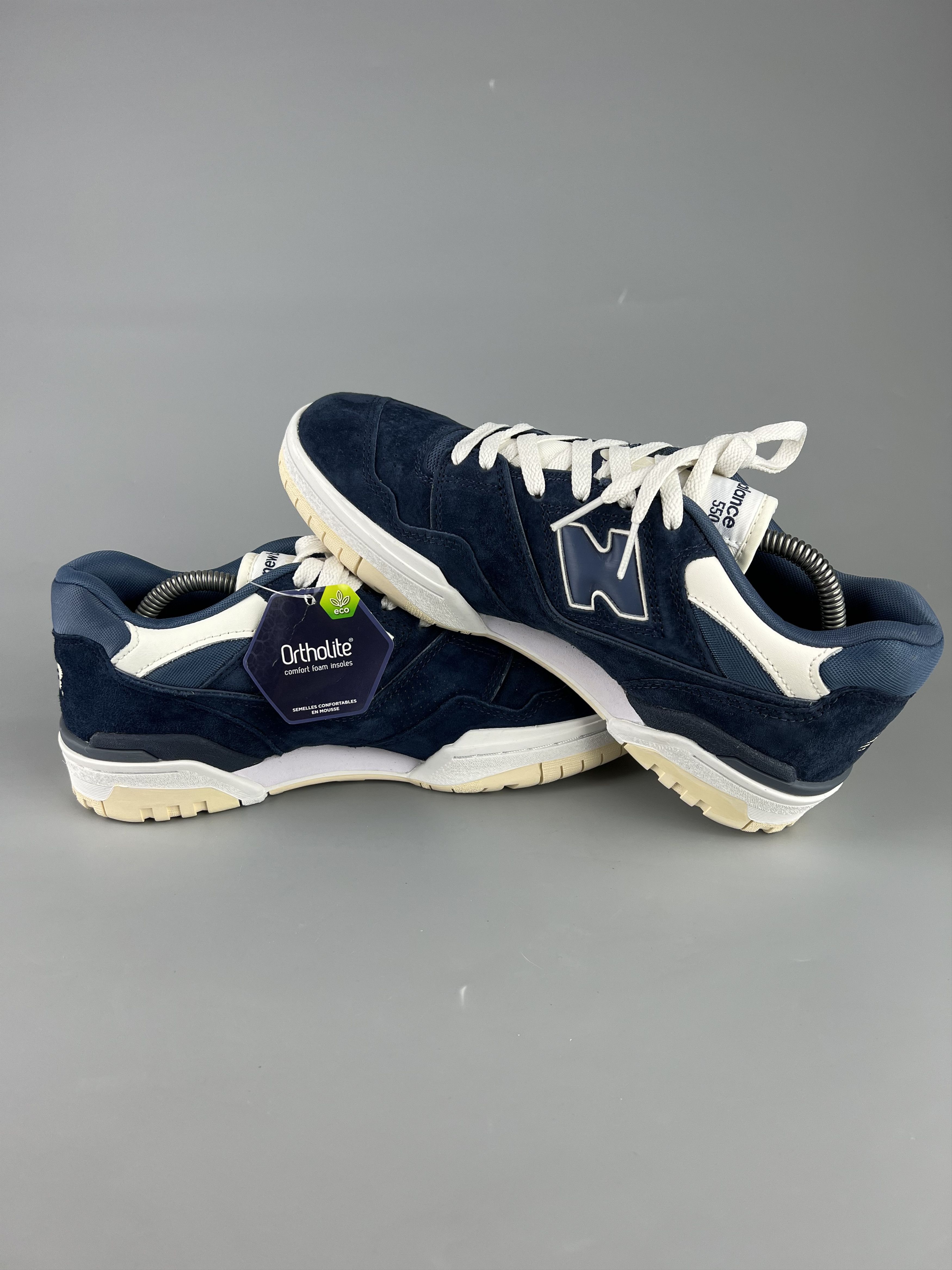 New Balance New Balance 550 Men's Navy Blue Suede Sneakers Size US8 Size US 8 / EU 41 - 5 Thumbnail