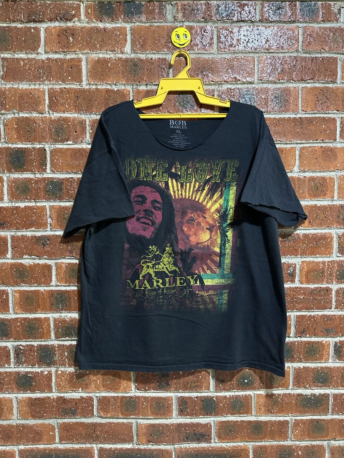 Band Tees × Bob Marley × Vintage Vintage Bob Marley One Love Distress Tee Size US XL / EU 56 / 4 - 1 Thumbnail