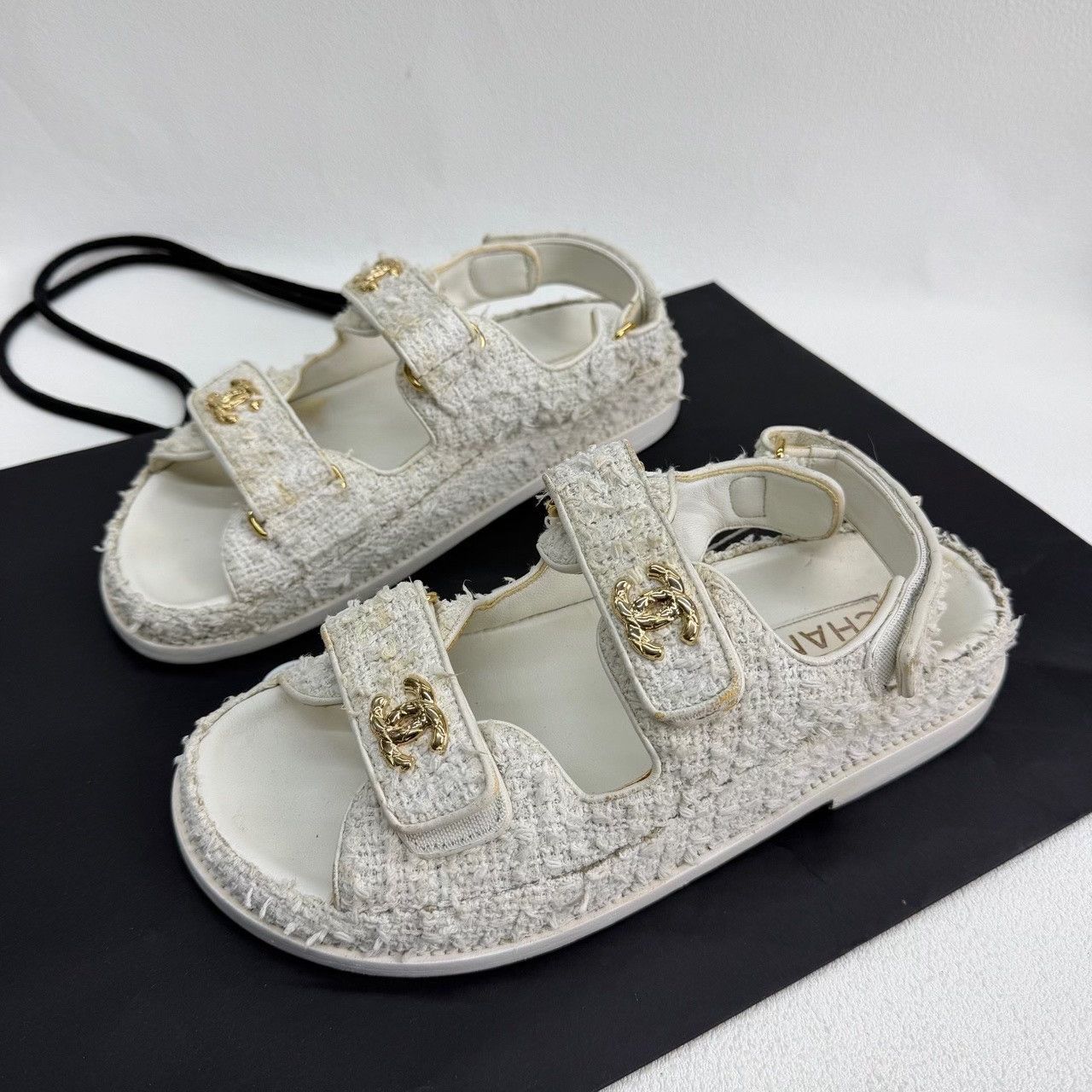 Chanel Chanel White Sandals us_6-5 Women Size US 6.5 / IT 36.5 - 1 Thumbnail