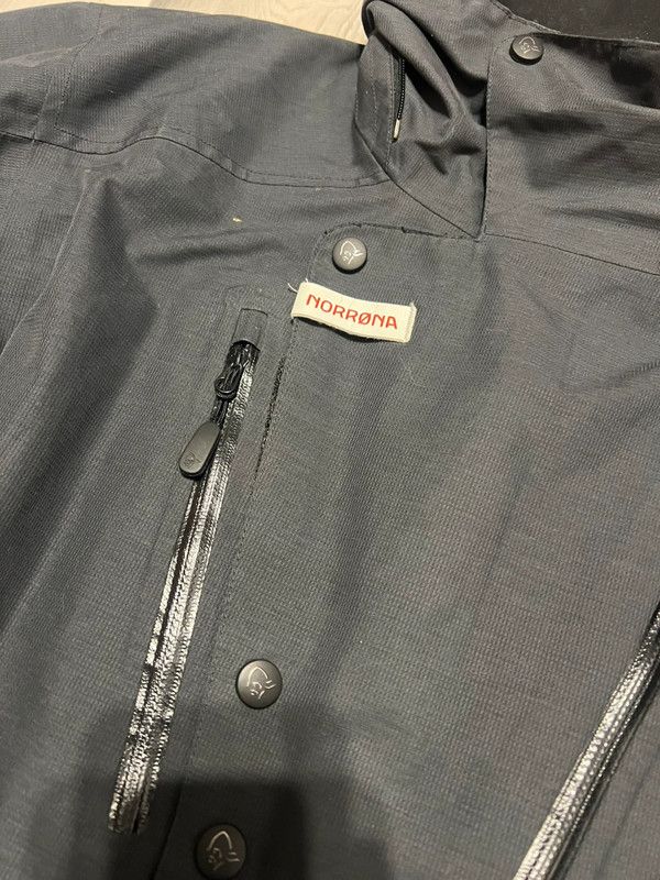 Norrona jacket Norrona Roldal GoreTex M Size US M / EU 48-50 / 2 - 5 Thumbnail