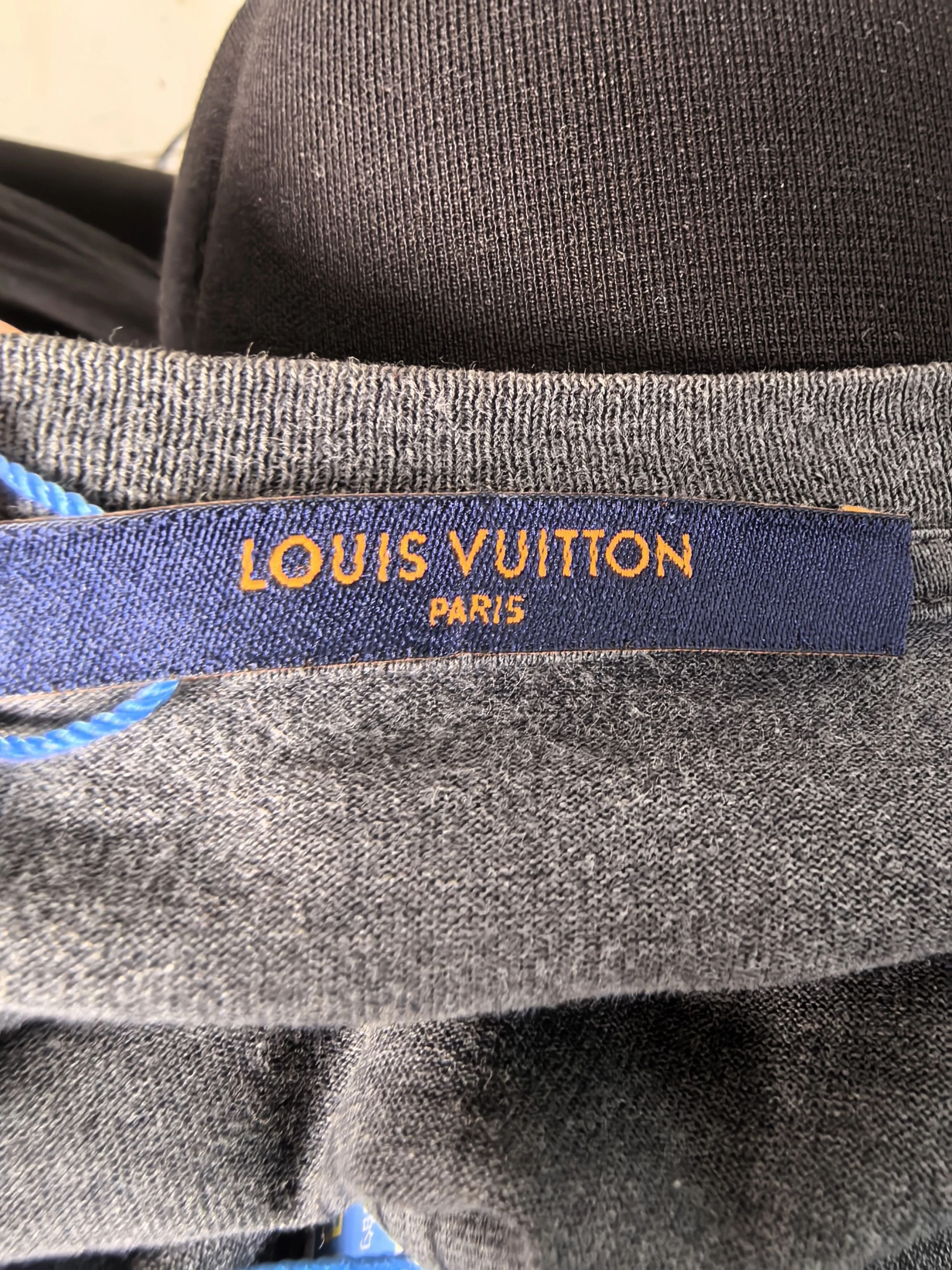 Louis Vuitton Black Short-Sleeve Crew Neck T-Shirt Size US S / EU 44-46 / 1 - 3 Thumbnail