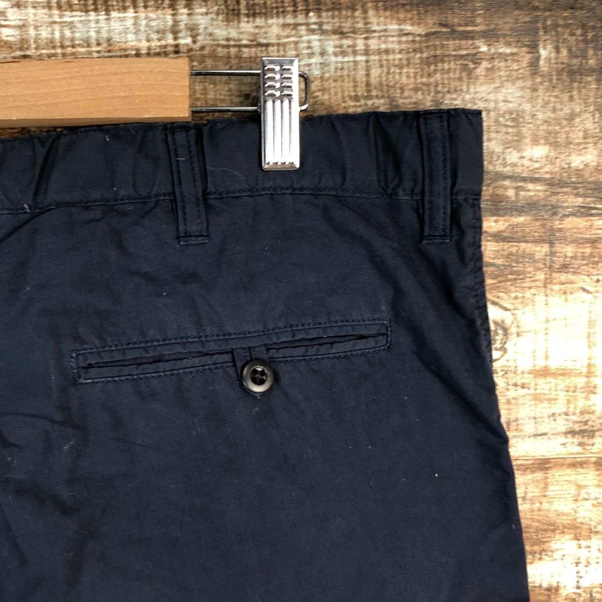 Japanese Brand Uniqlo Dark Blue multipocket Short Pants #A2379 Size US 33 - 19 Thumbnail